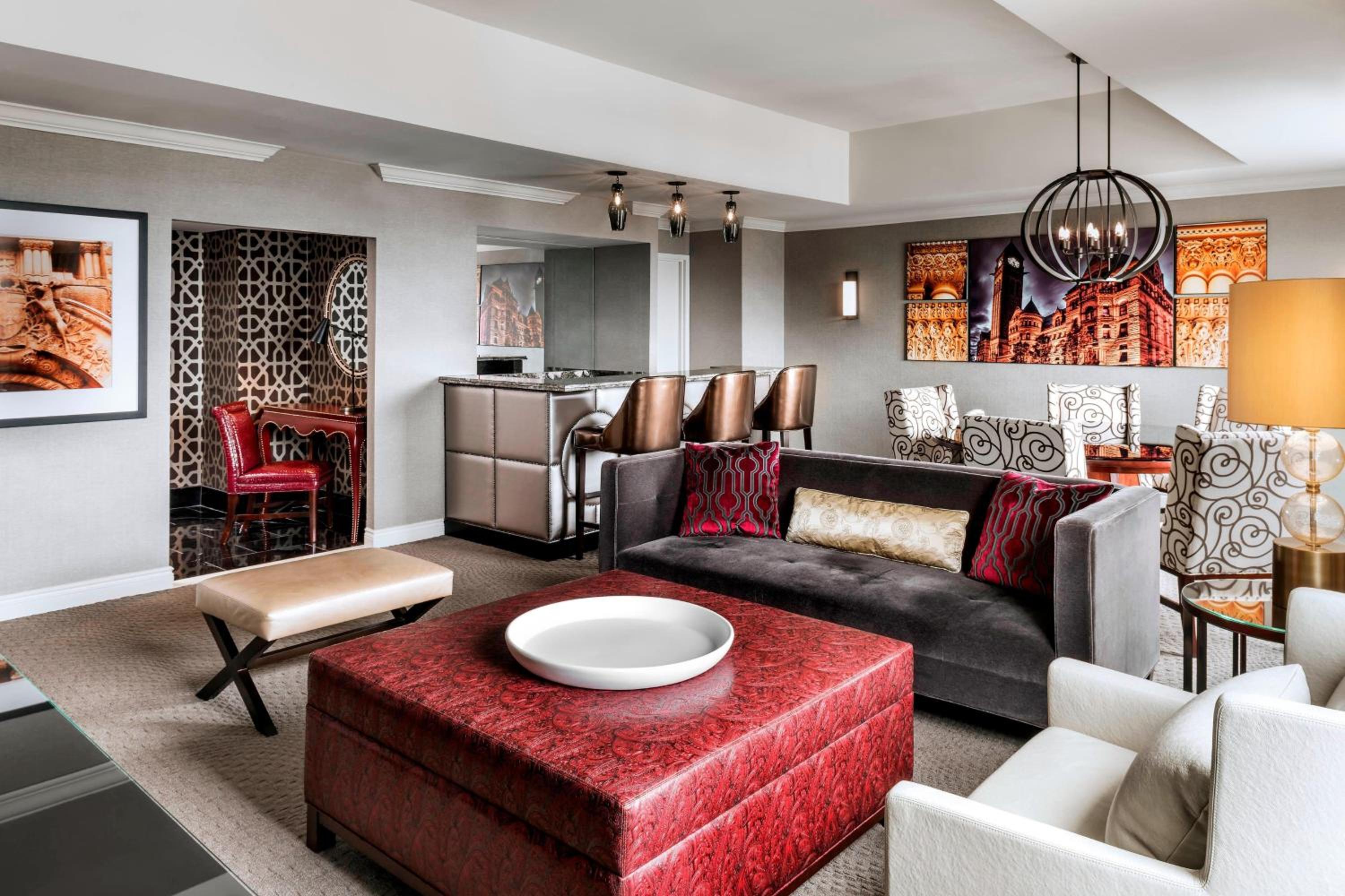 Royal Suite, 1 King Bed, Club Lounge Access