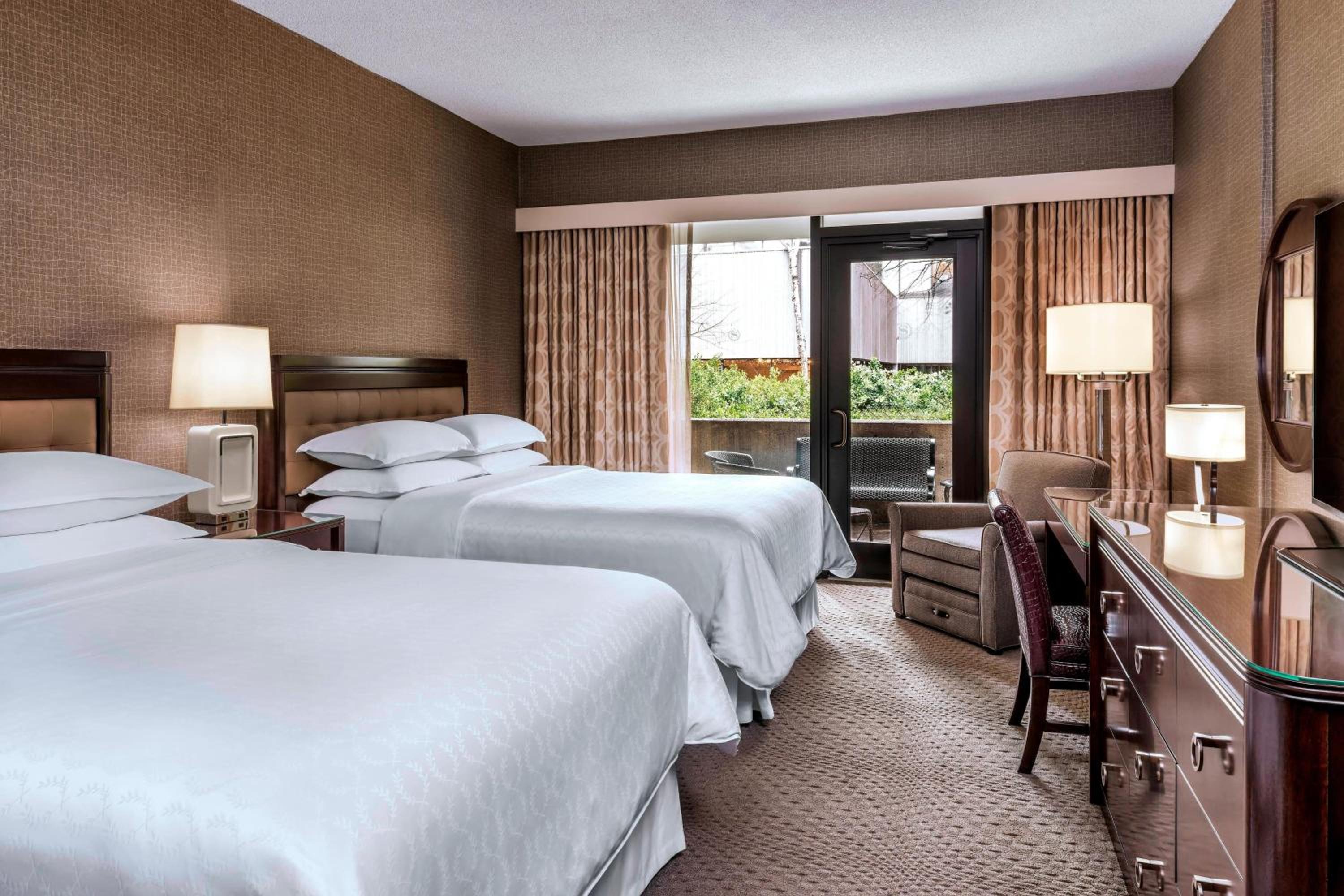 Superior Guest Room, 2 Queens, Garden View - Photo 1