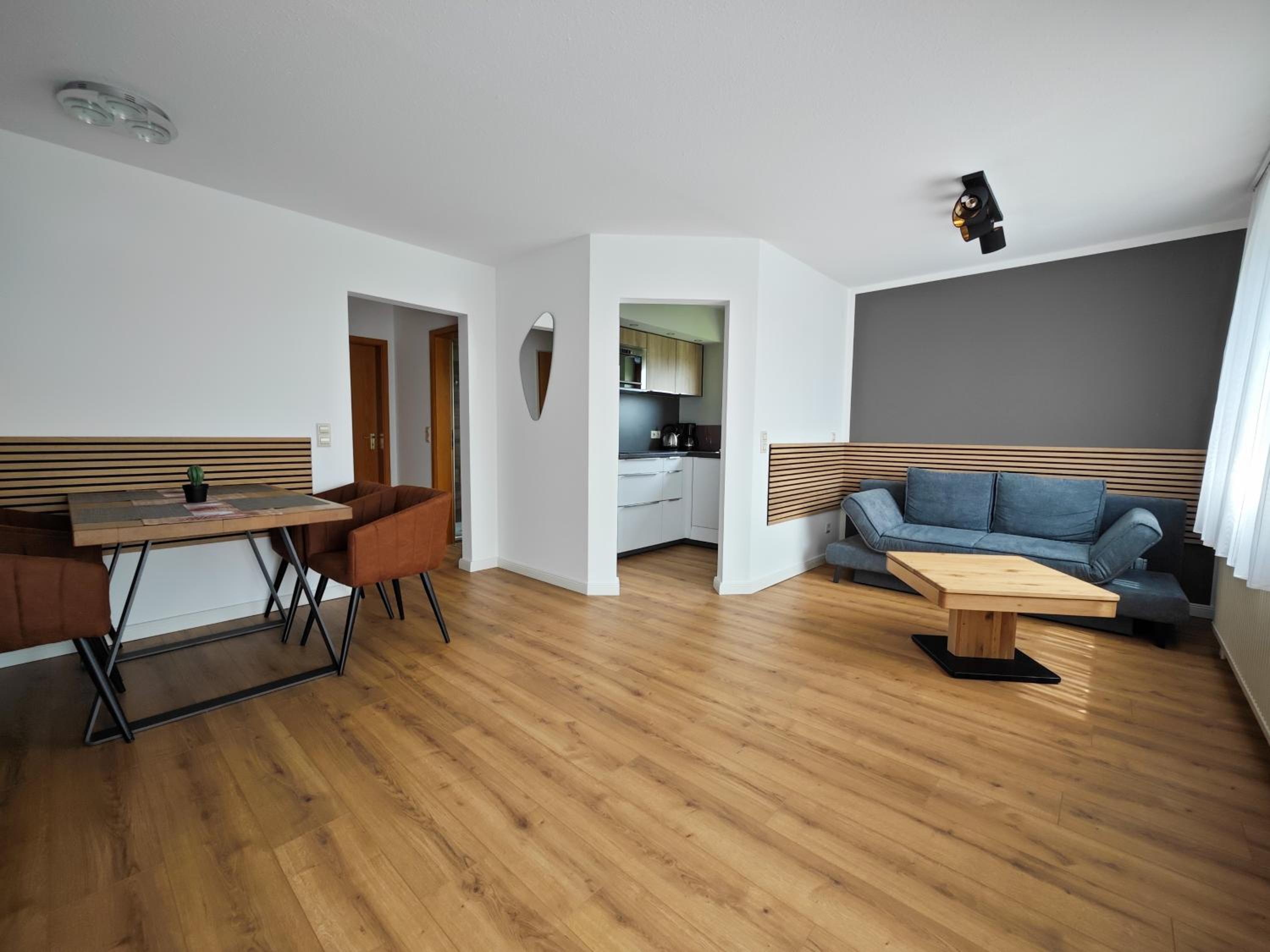 One-Bedroom Apartment photo 1