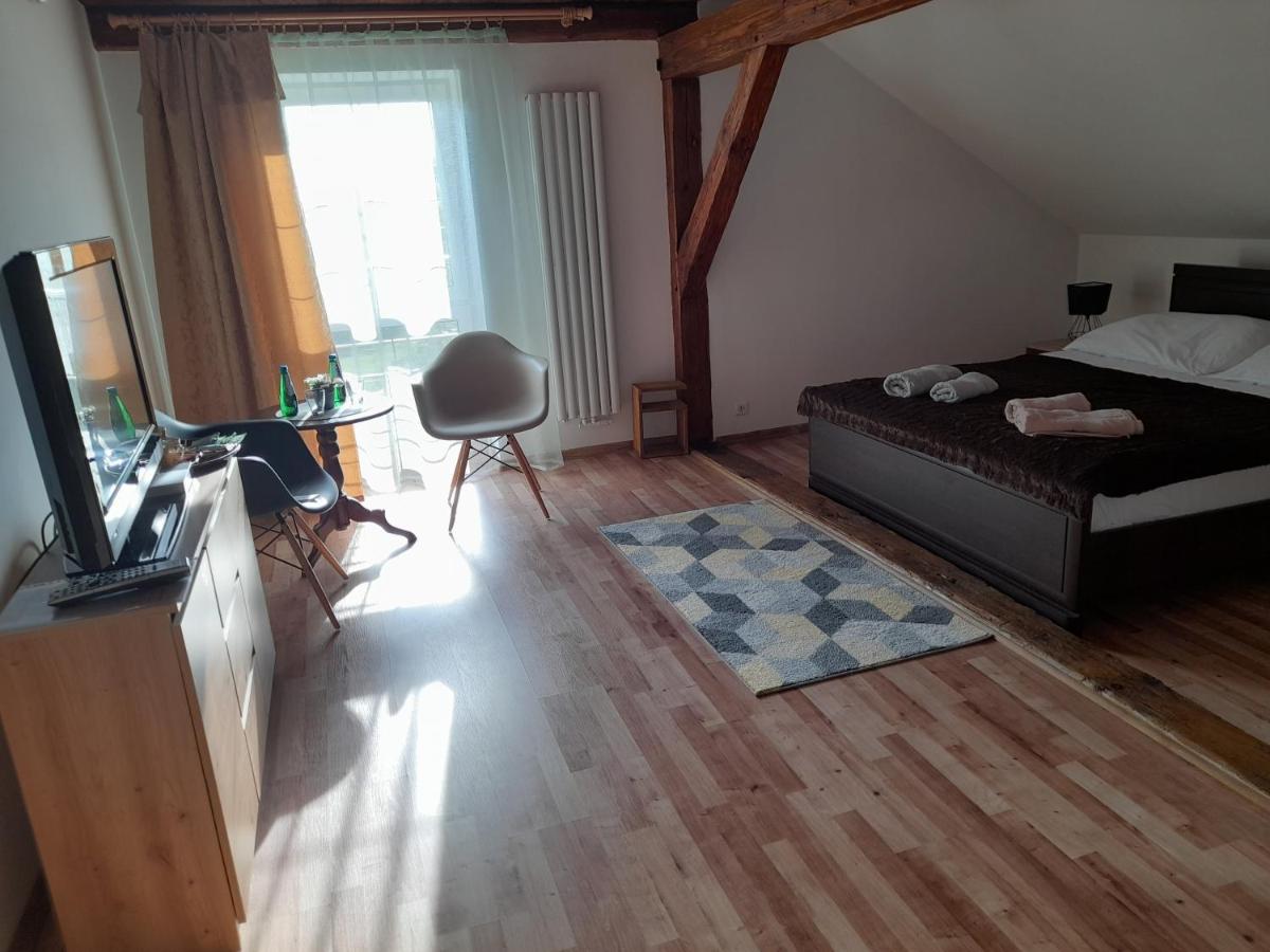Deluxe Double Room with Shower - Photo 2