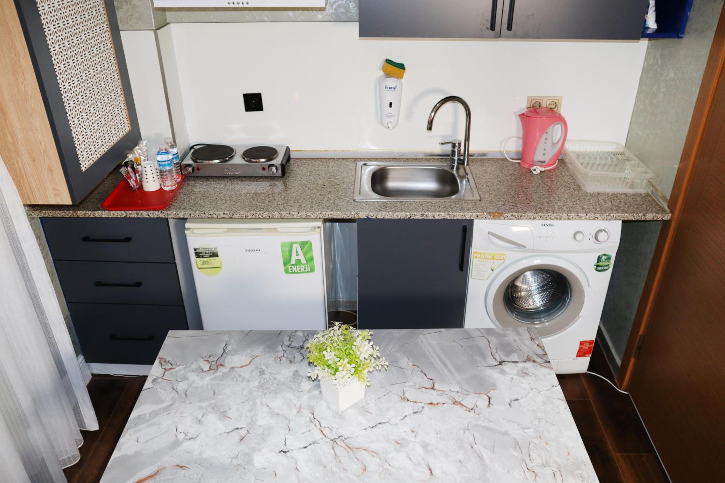 Double Room with Kitchenette photo 2