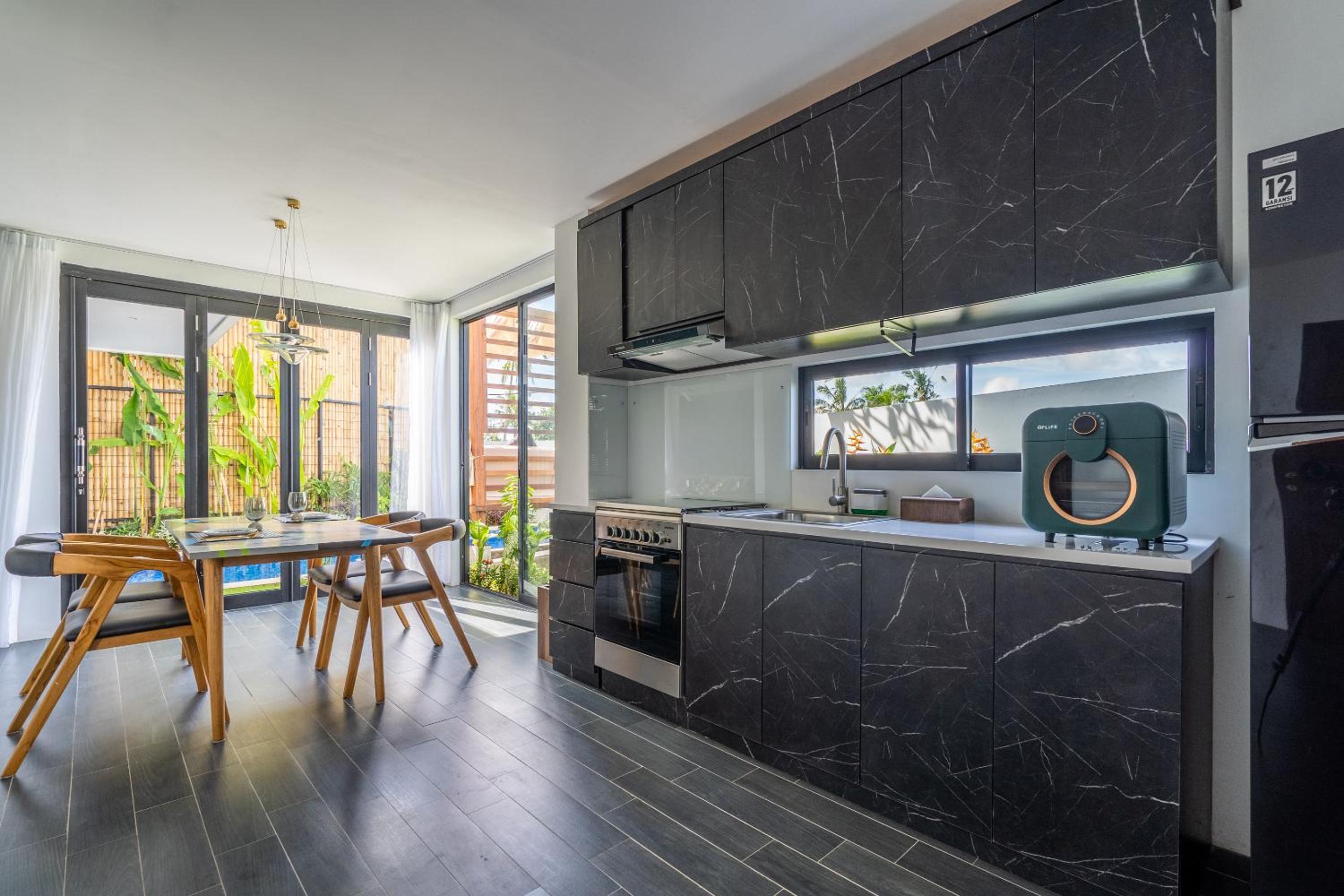 Two-Bedroom Villa - Photo 3