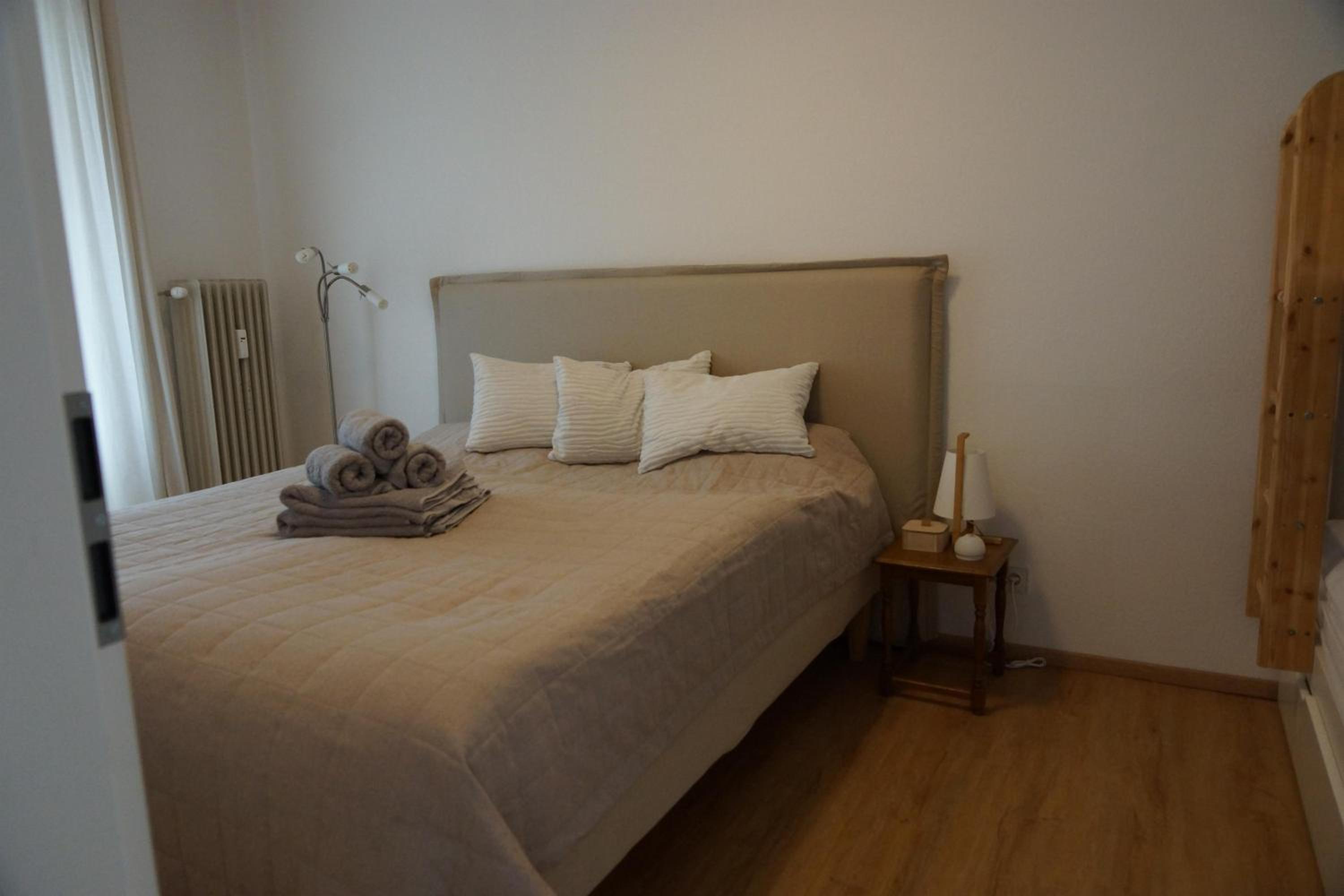 Apartment with Bathroom photo 1