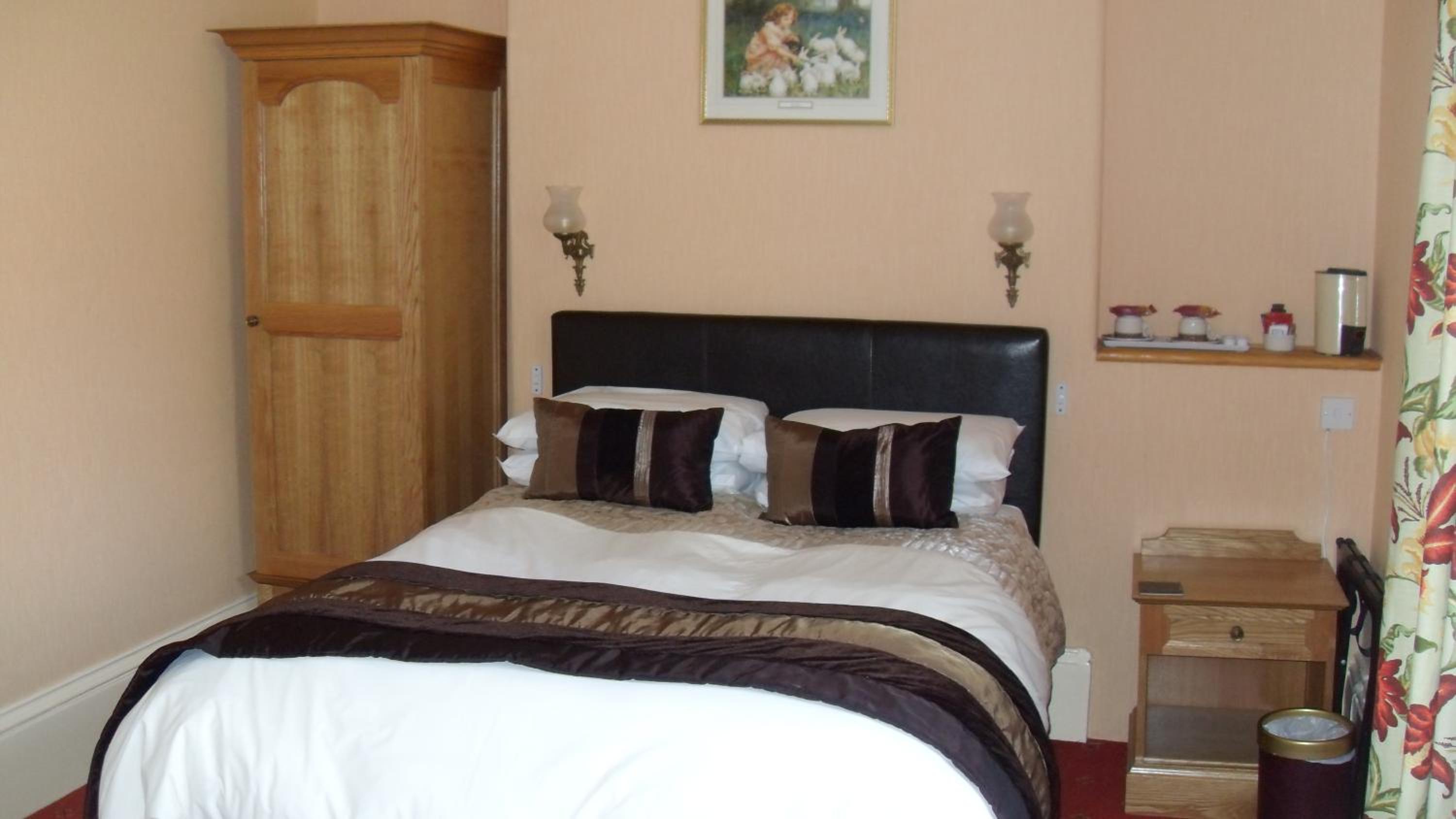 Classic Double Room - Photo 2