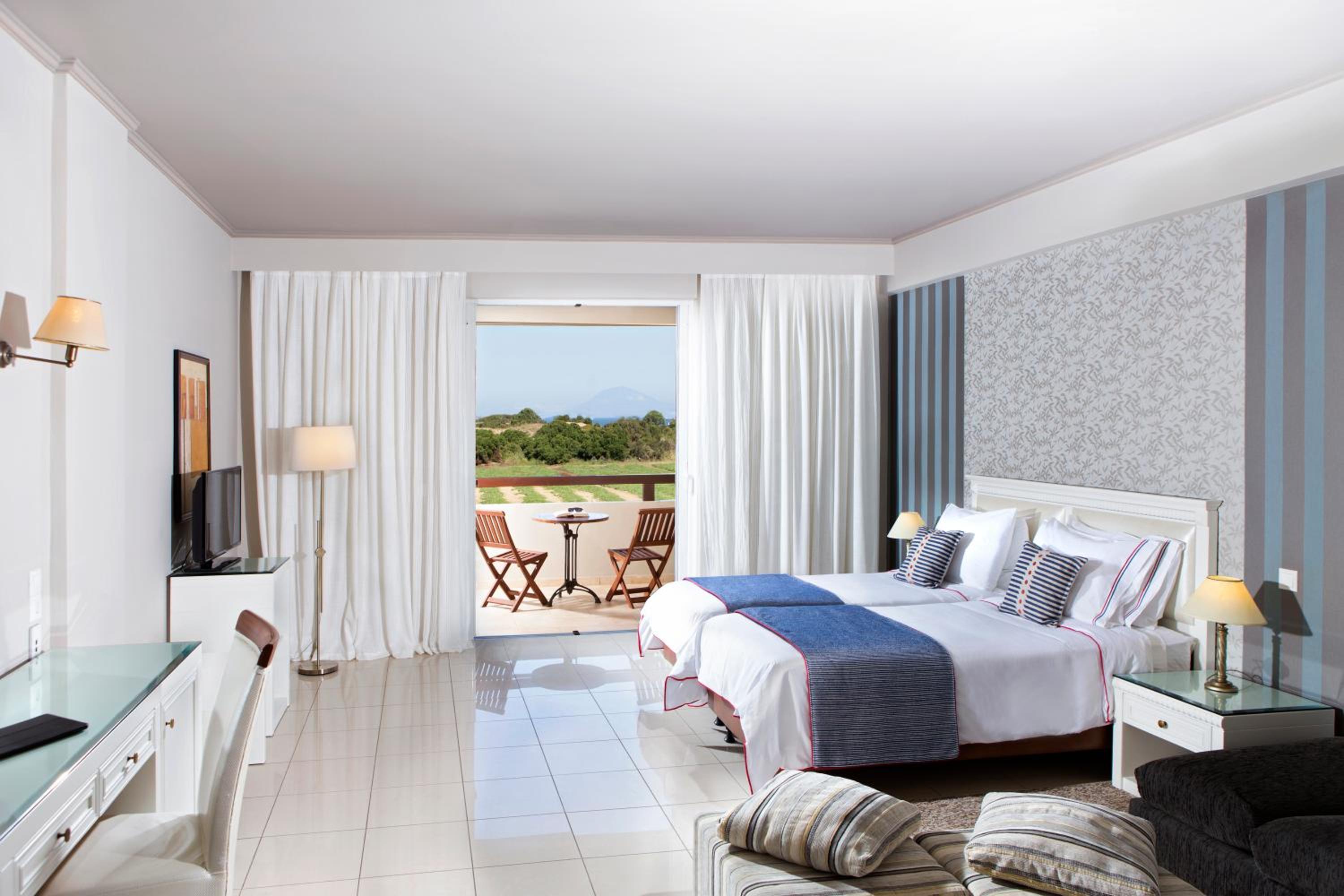 Deluxe Twin/Double Room - Main Building - Photo 2