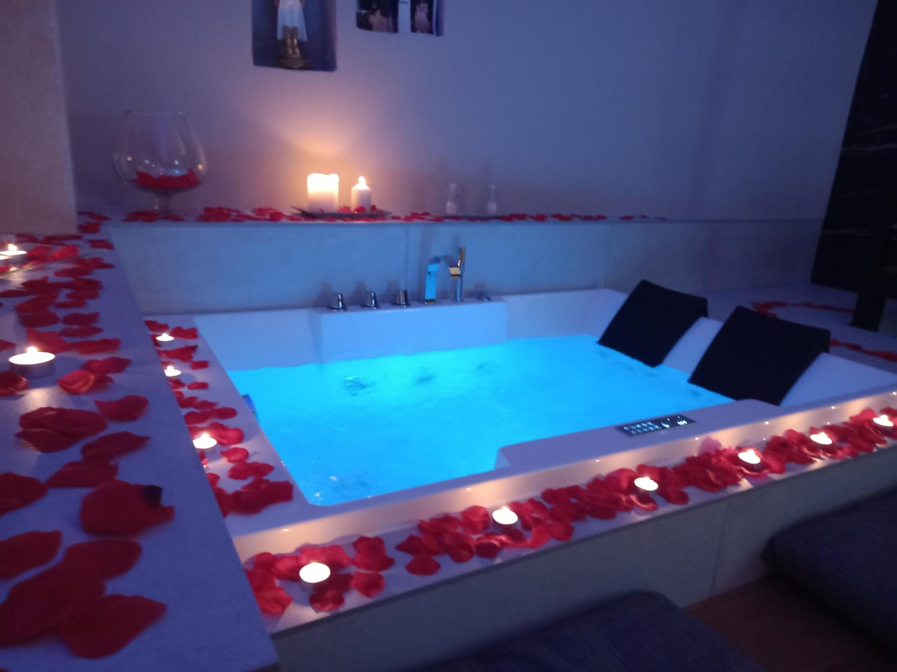Suite - Photo 20