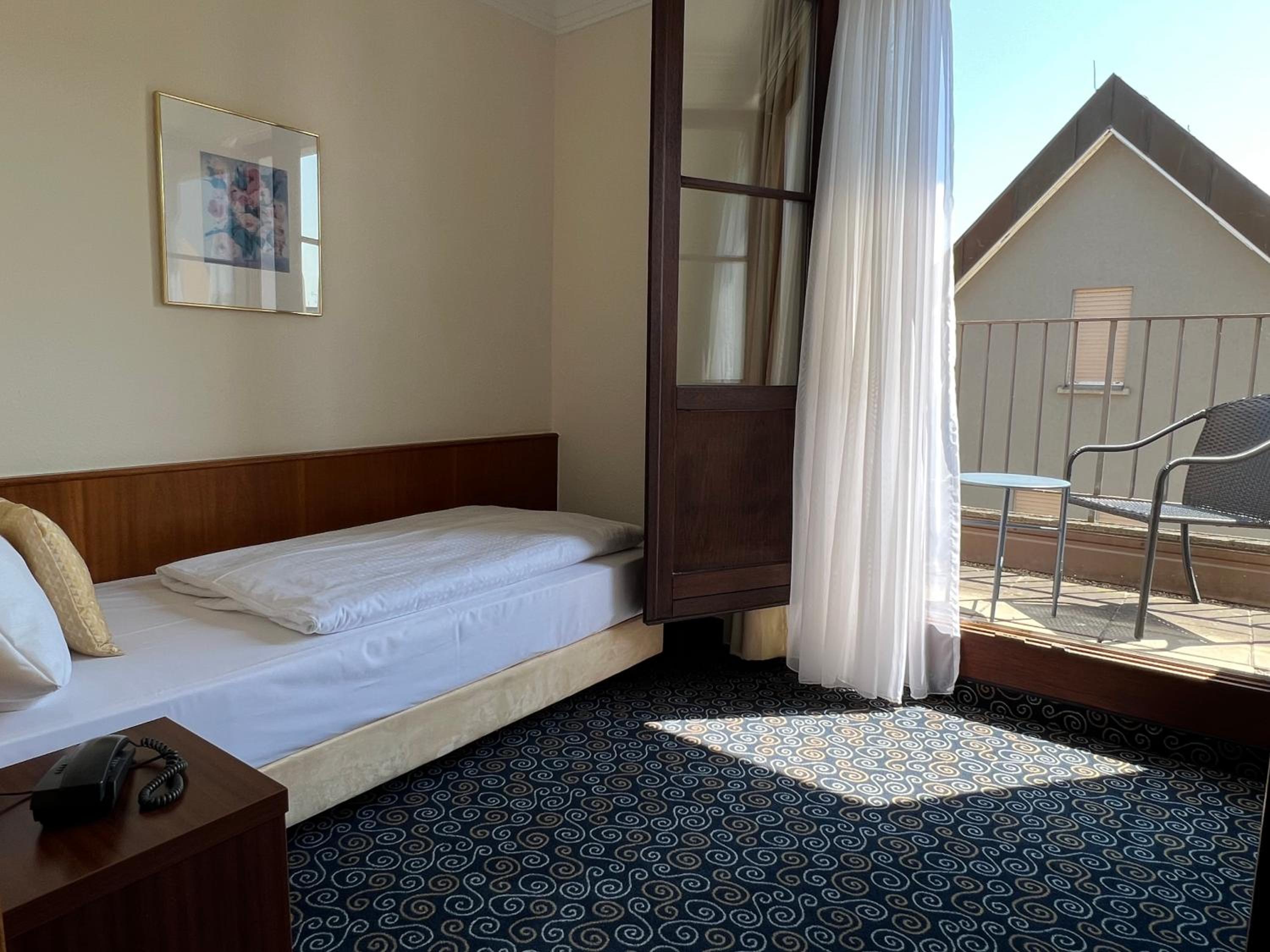 Standard Single Room photo 3