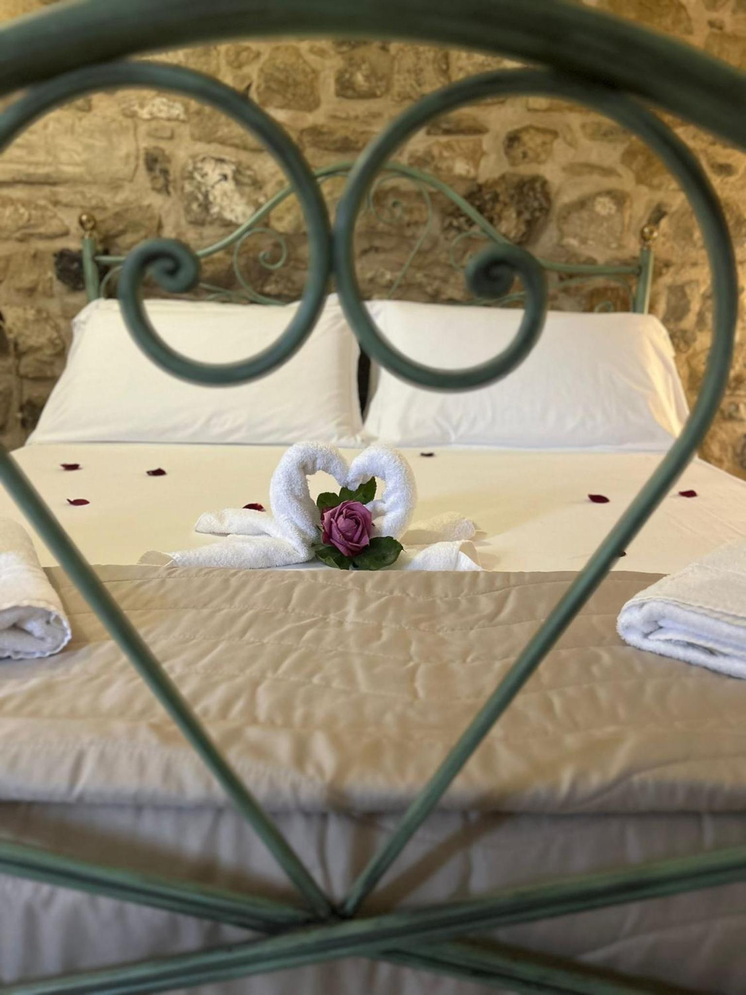 King Room with Spa Bath