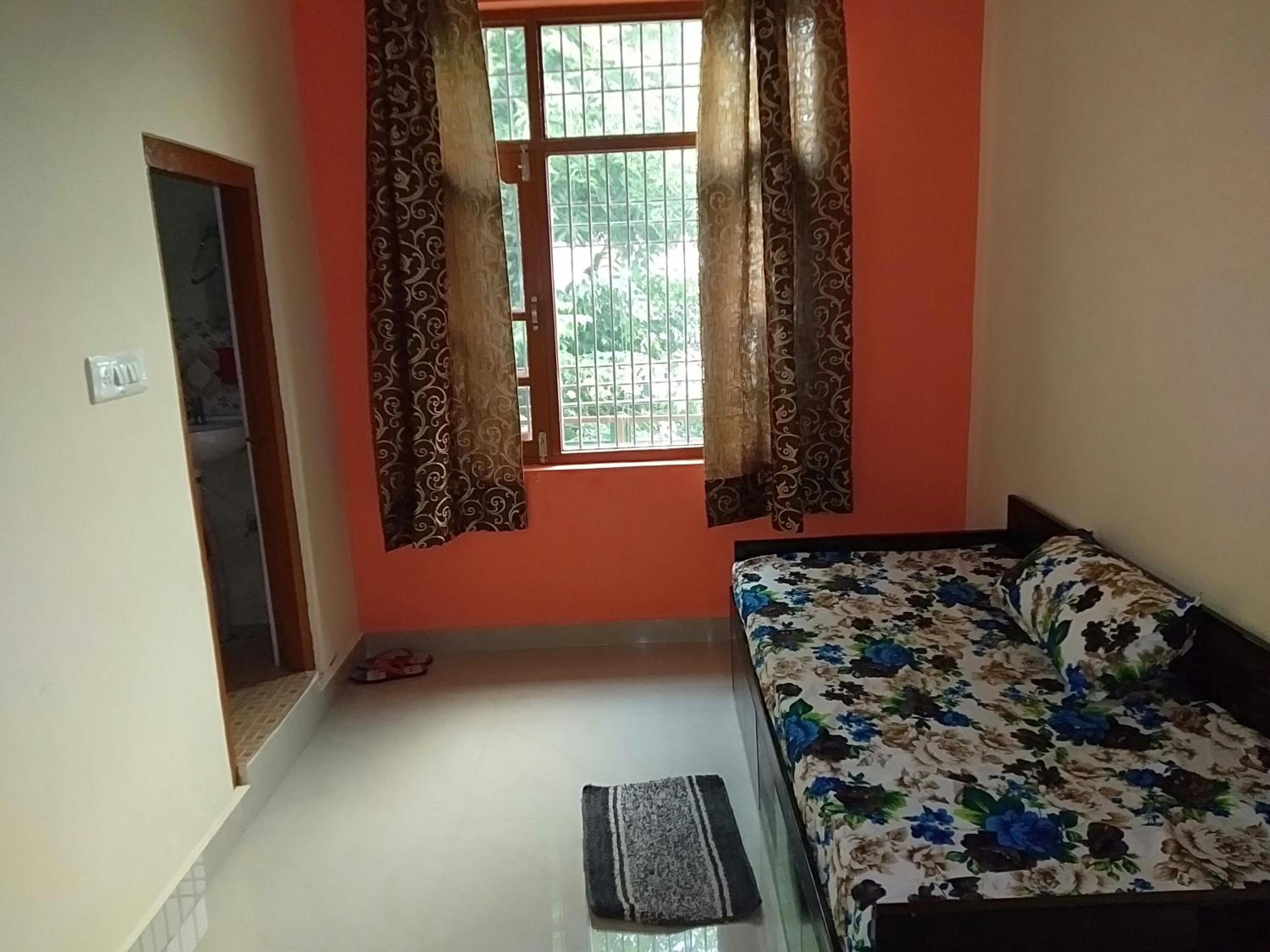 Two-Bedroom House photo 3