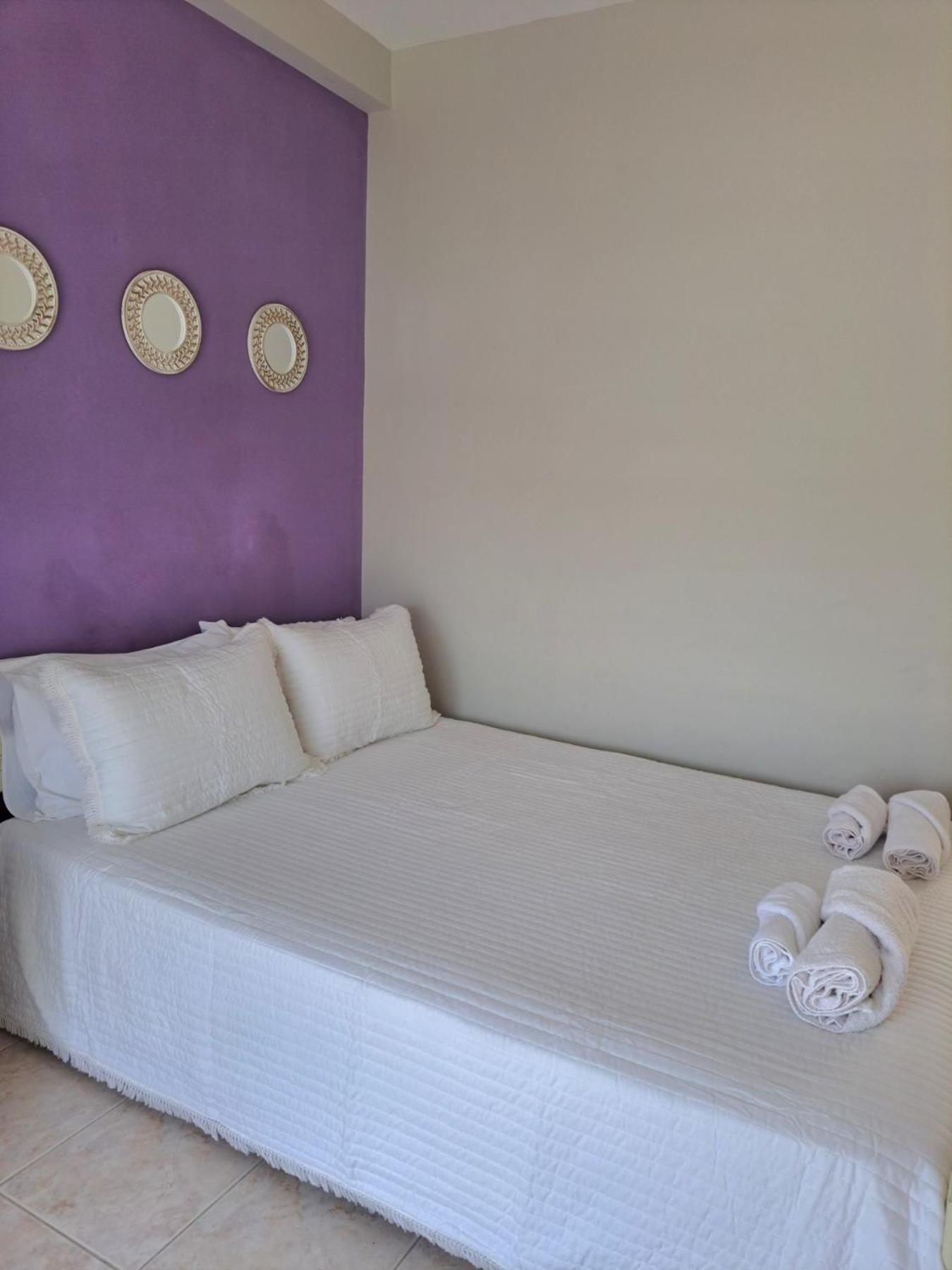 Two-Bedroom Apartment - Photo 9