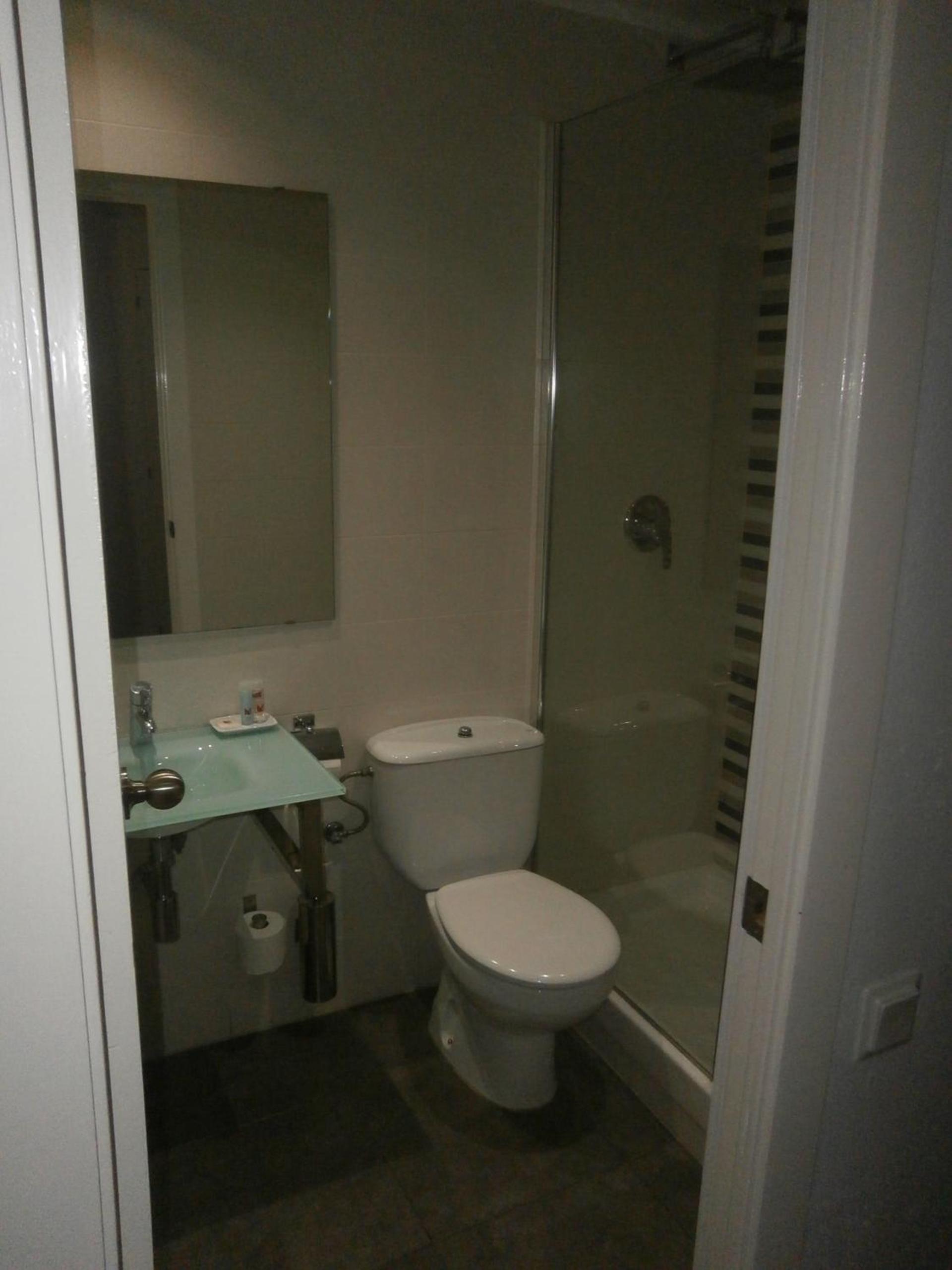 Single Room photo 2