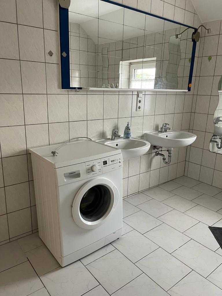 Three-Bedroom Apartment photo 2