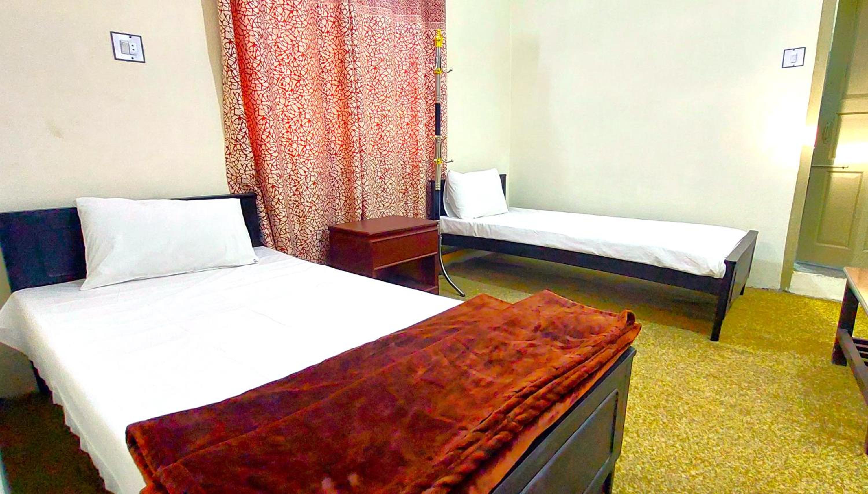 Economy Twin Room