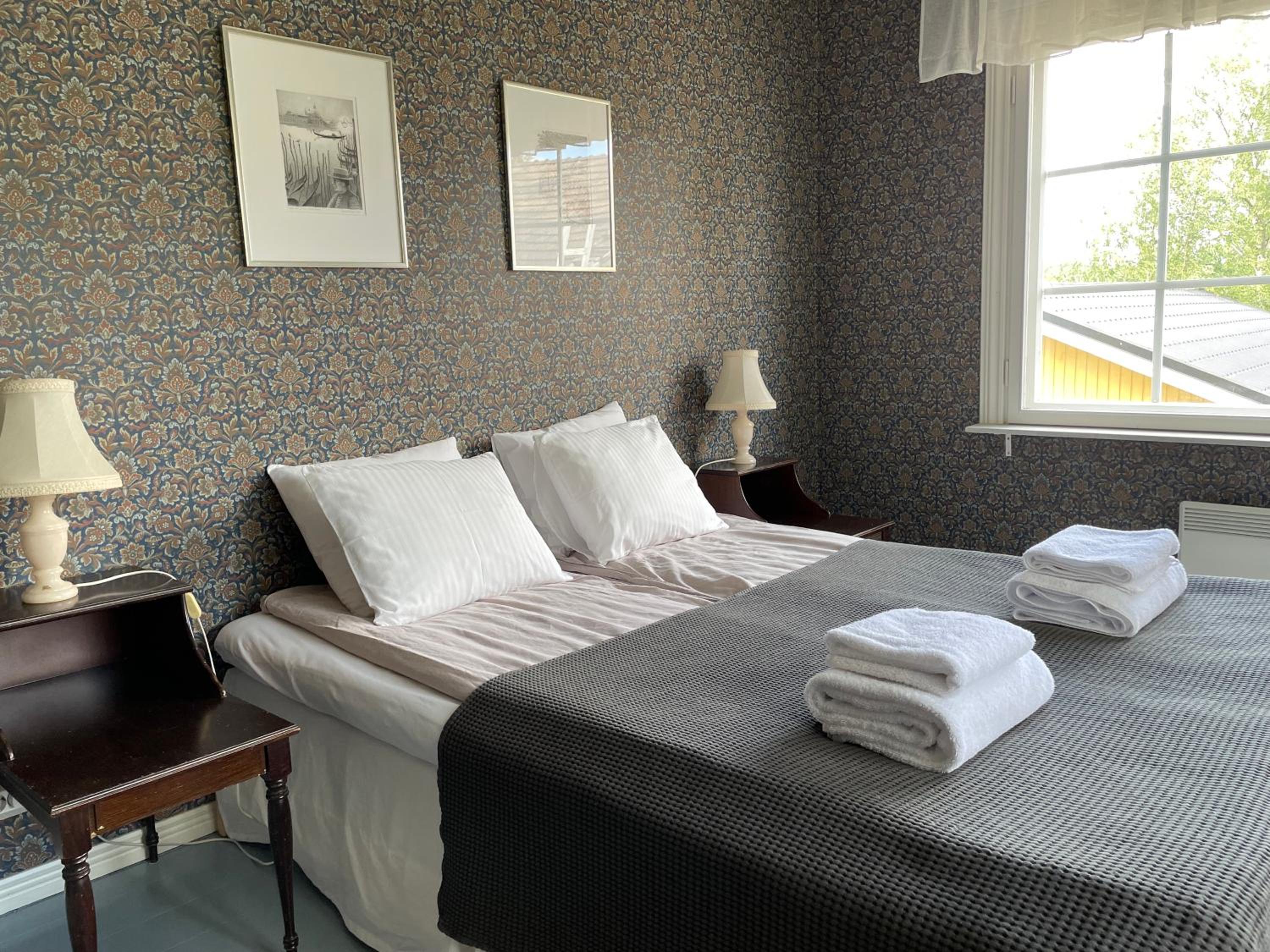 Double Room with Private Bathroom photo 1