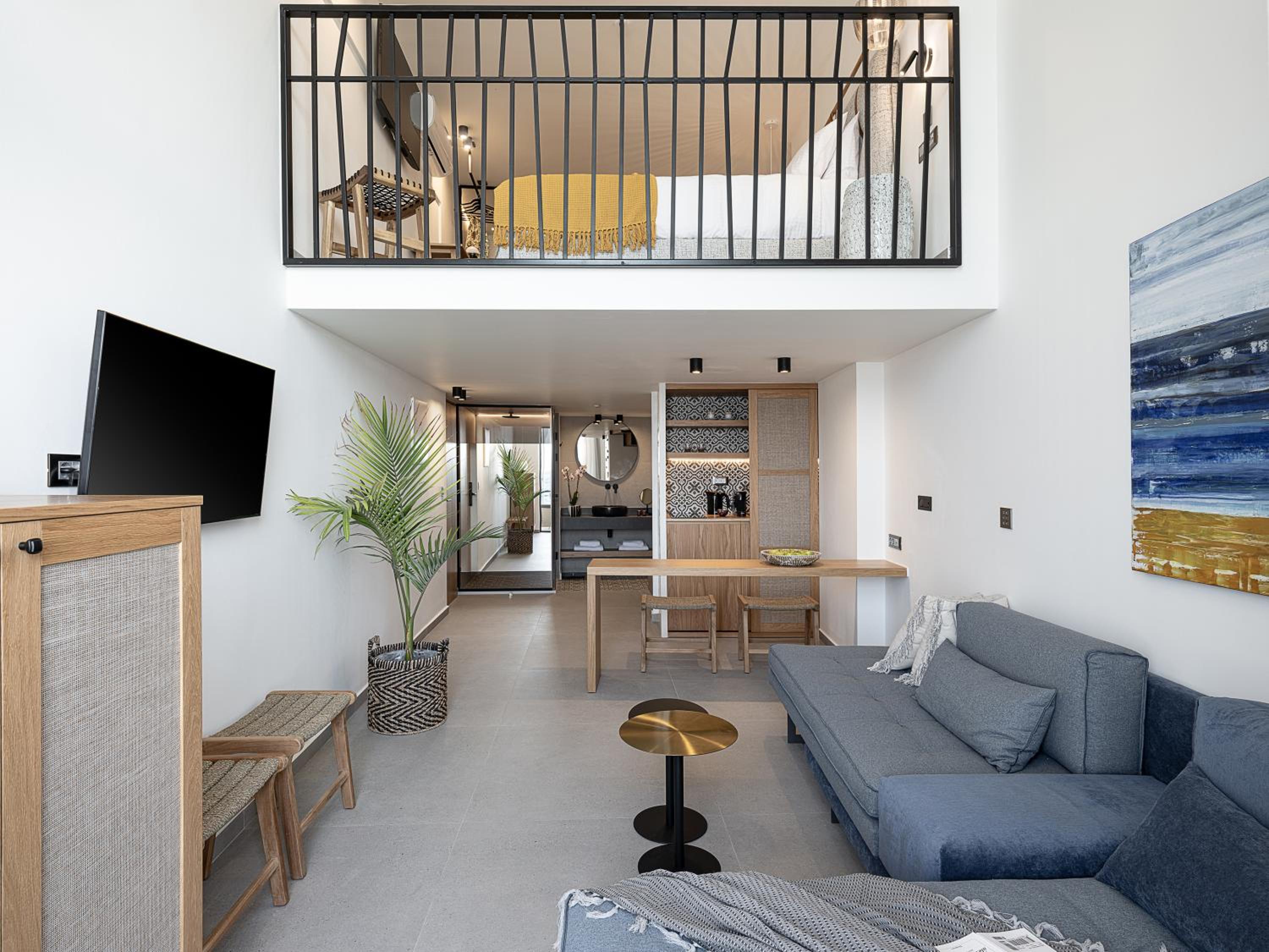 Superior Maisonette Suite with Direct Sea View - Photo 17