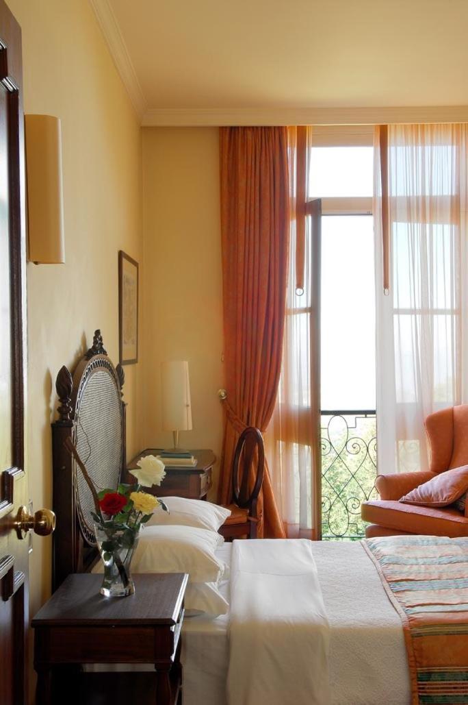Double or Twin Room - Photo 3