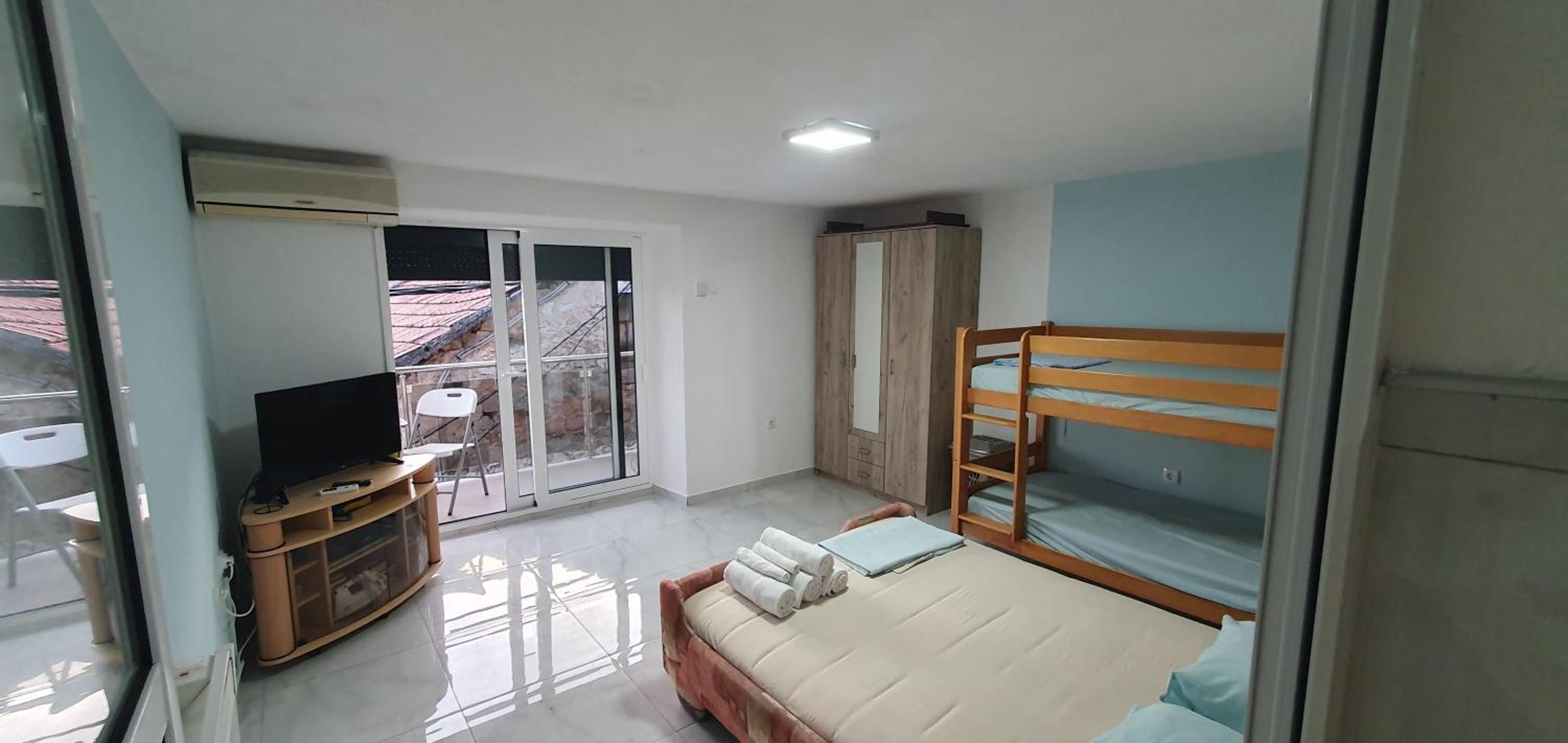 Apartment with Sea View