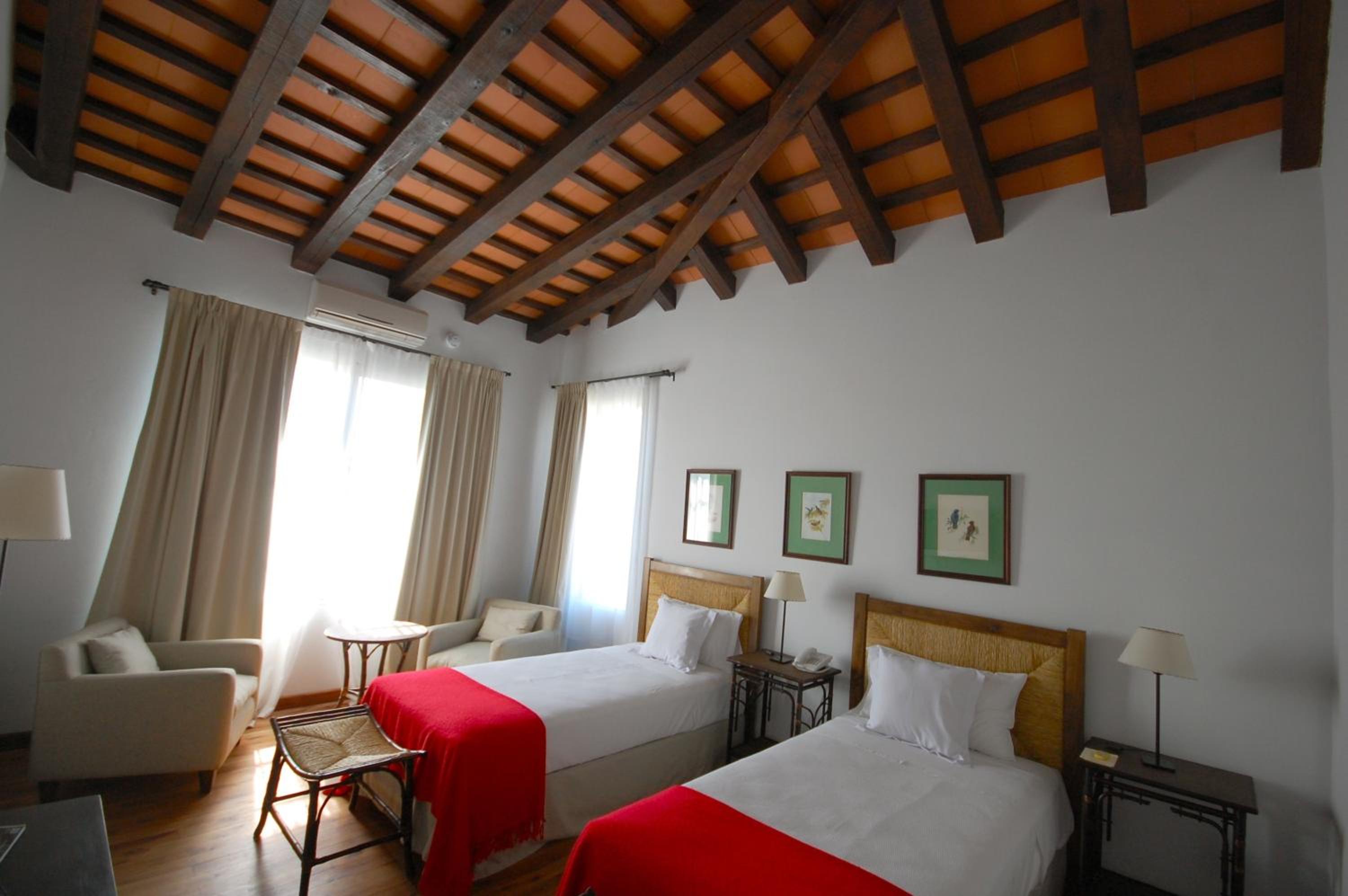 Deluxe Double or Twin Room with Garden View