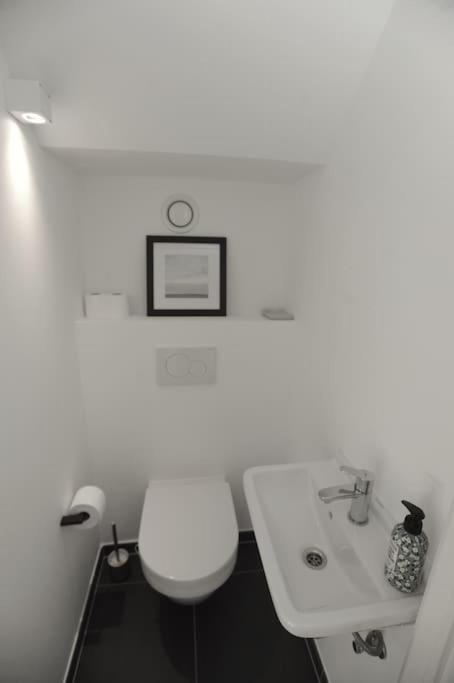 Two-Bedroom Apartment photo 2