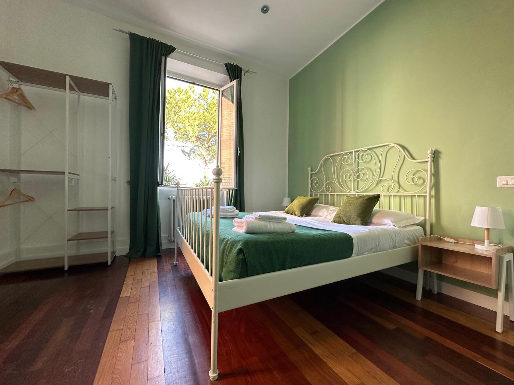 Double Room with Private External Bathroom photo 3