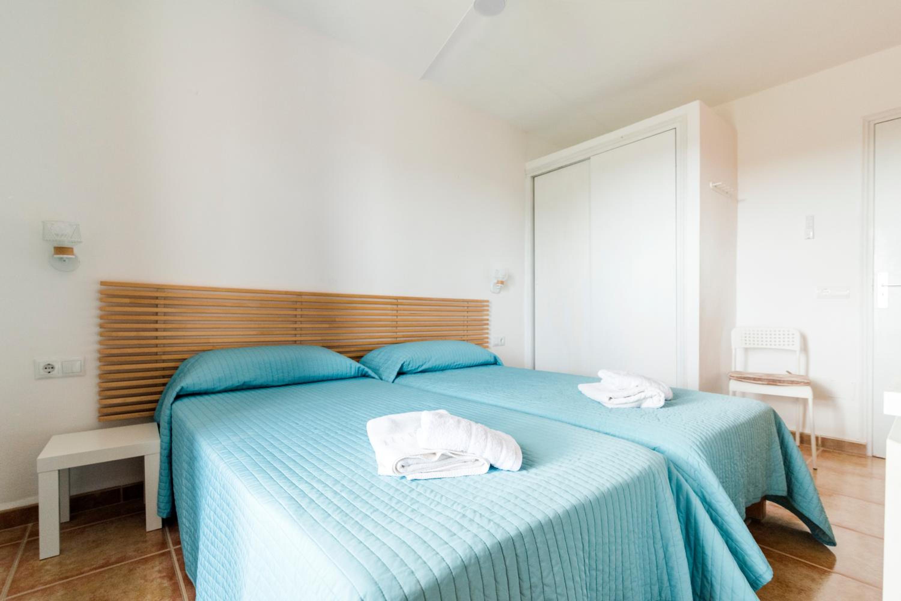 One-Bedroom Apartment (4 Adults) photo 2