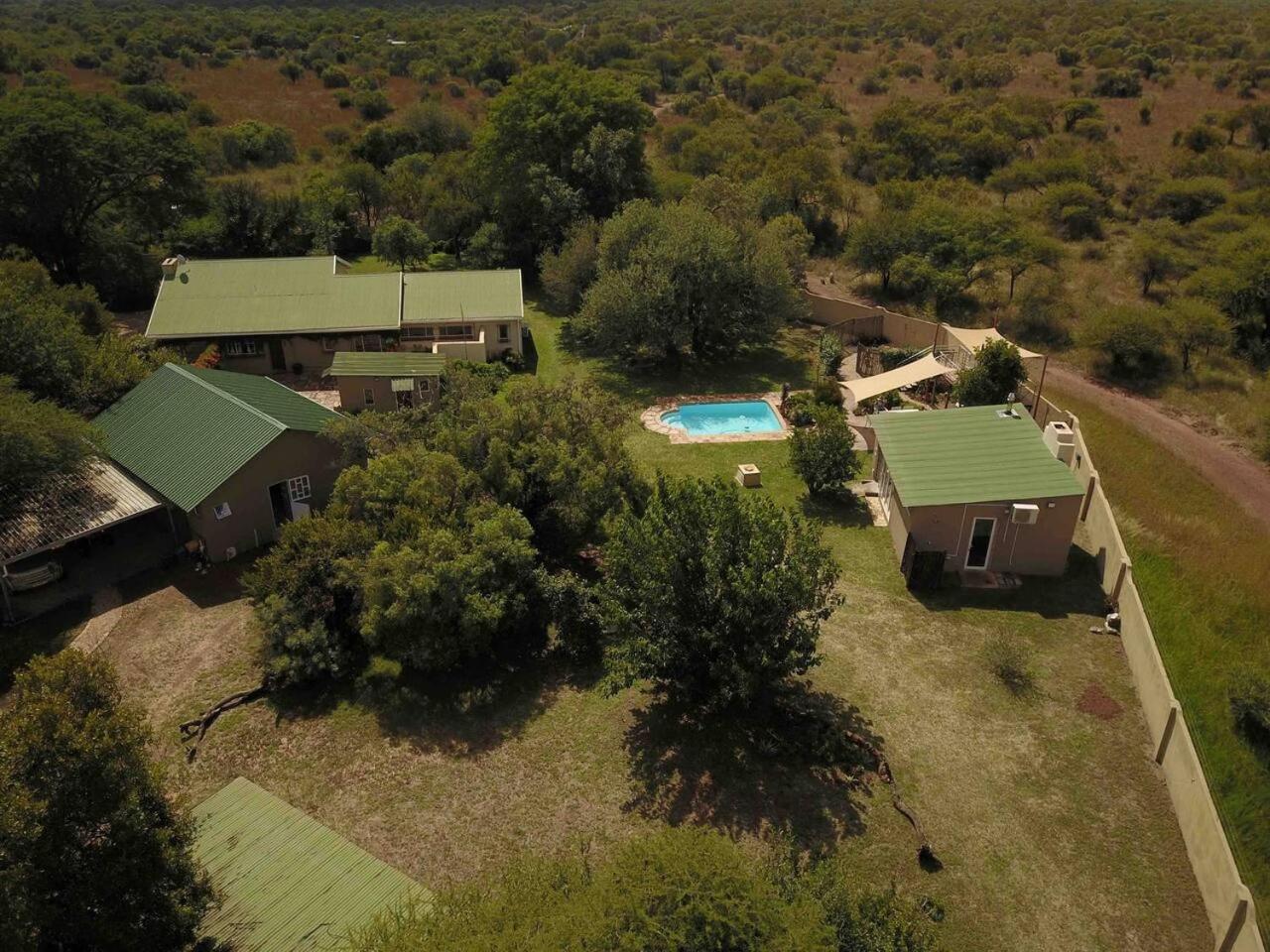 Villa photo 3