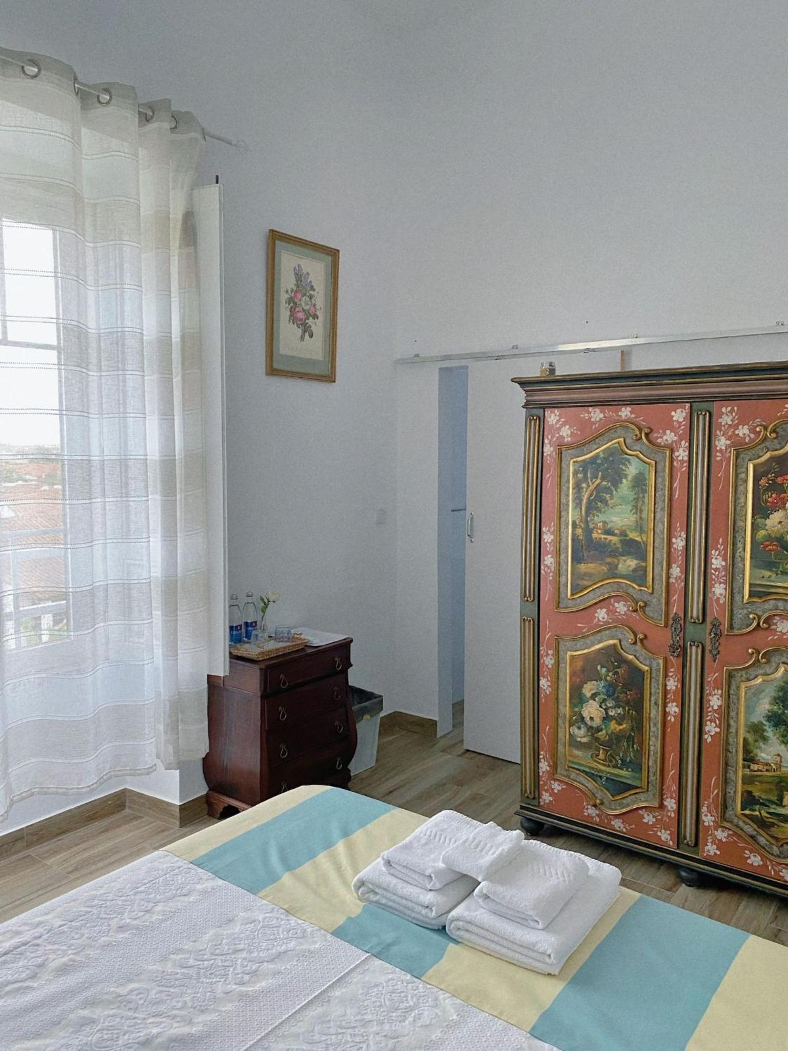 Double Room with Garden View - Photo 6