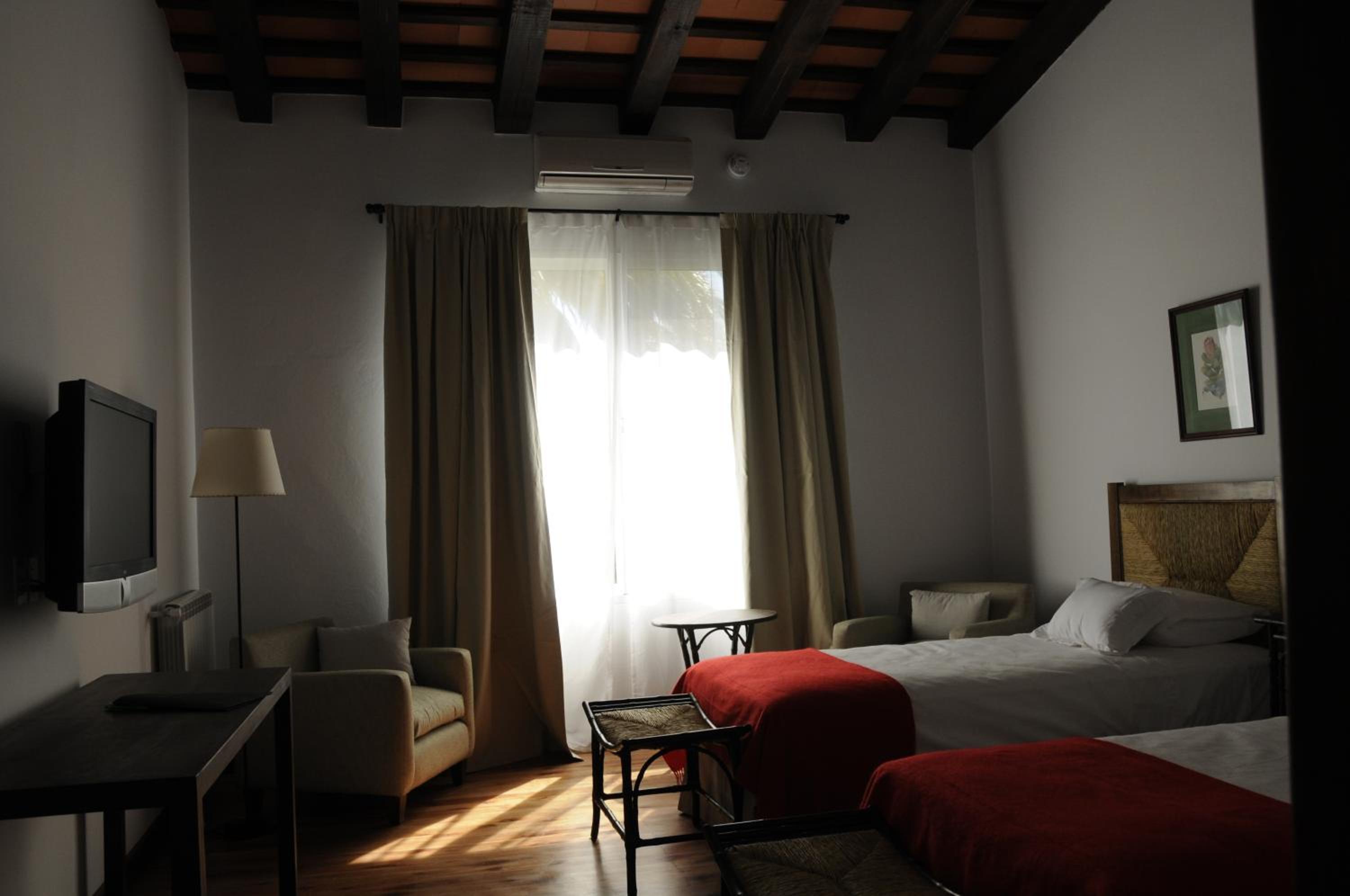 Standard Twin Room with Sea View