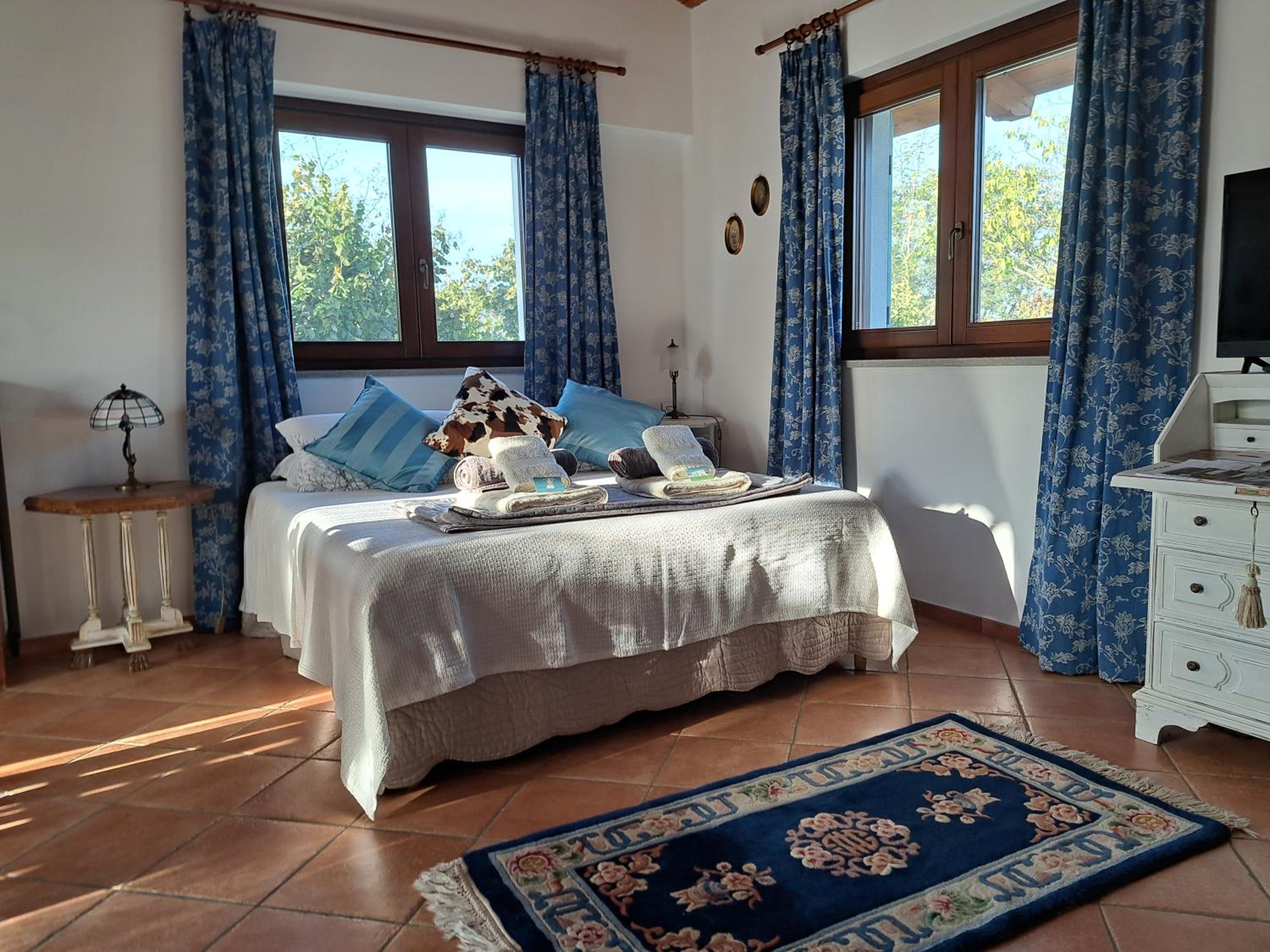 One-Bedroom House