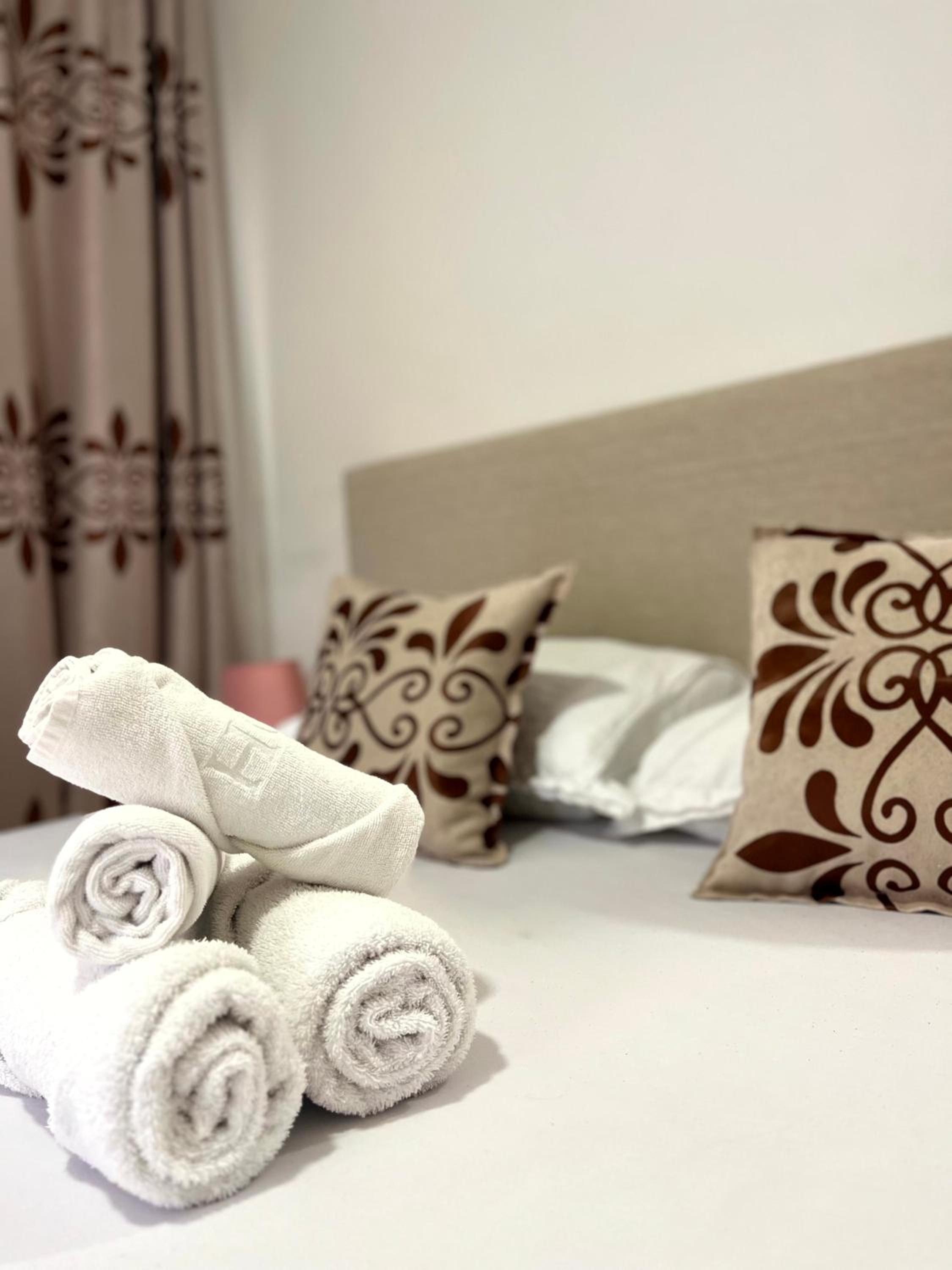 Deluxe Double Room With Balcony photo 2