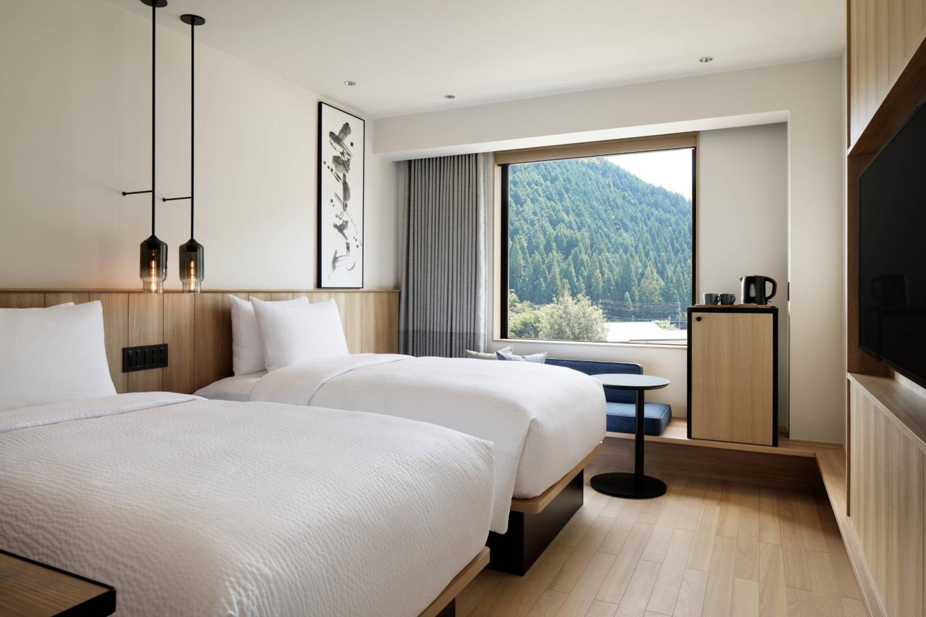 Standard  Guest Room  with  2 Twin/Single Bed(s) - Photo 1