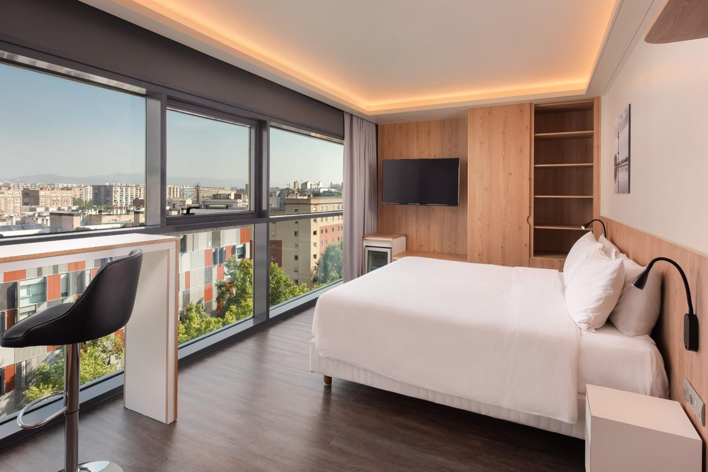 Executive King Room with City View