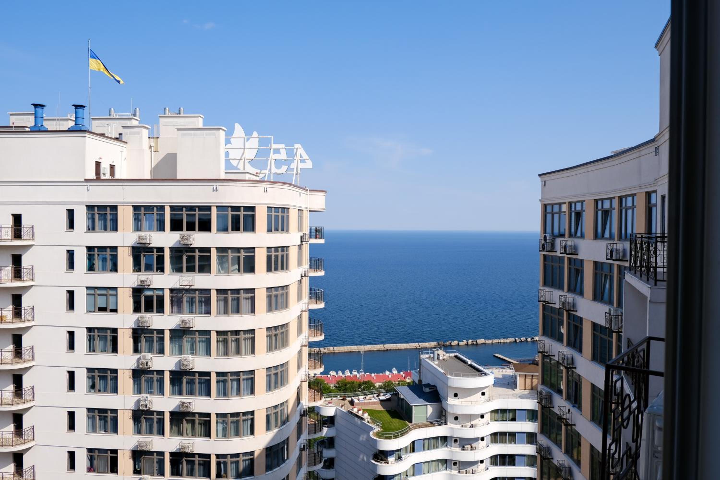 Apartment with Sea View photo 2