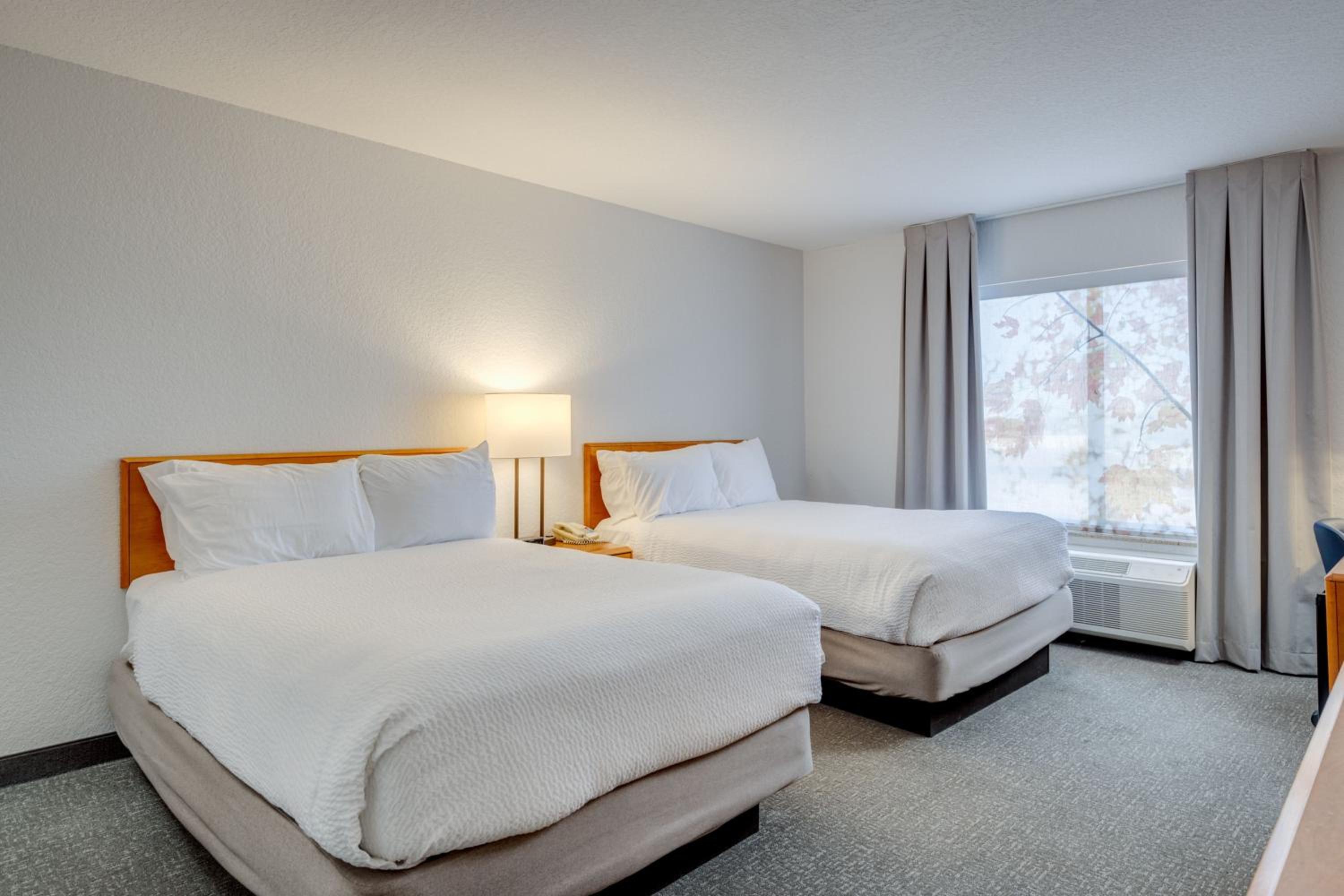 Double Room with Two Double Beds - Photo 1