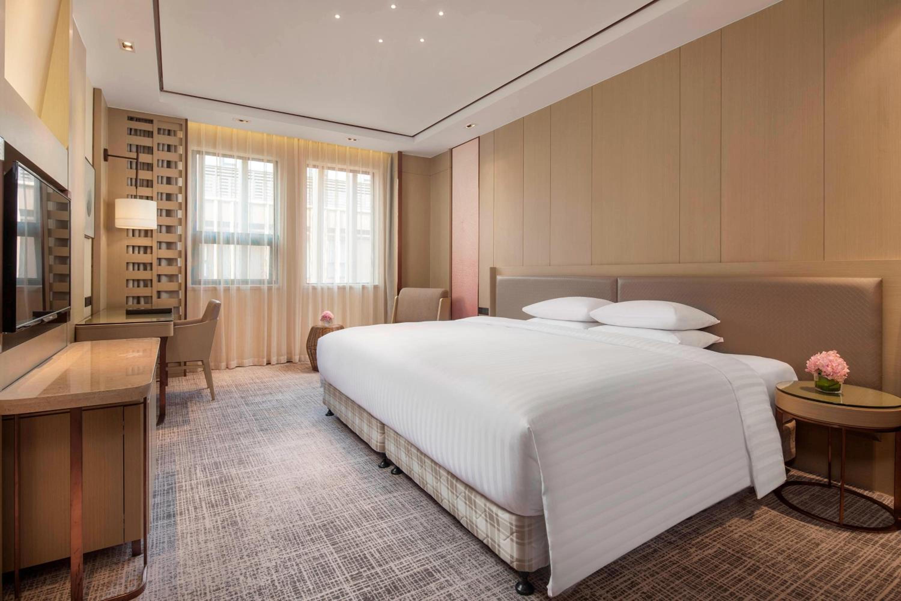 Premier Family King Room