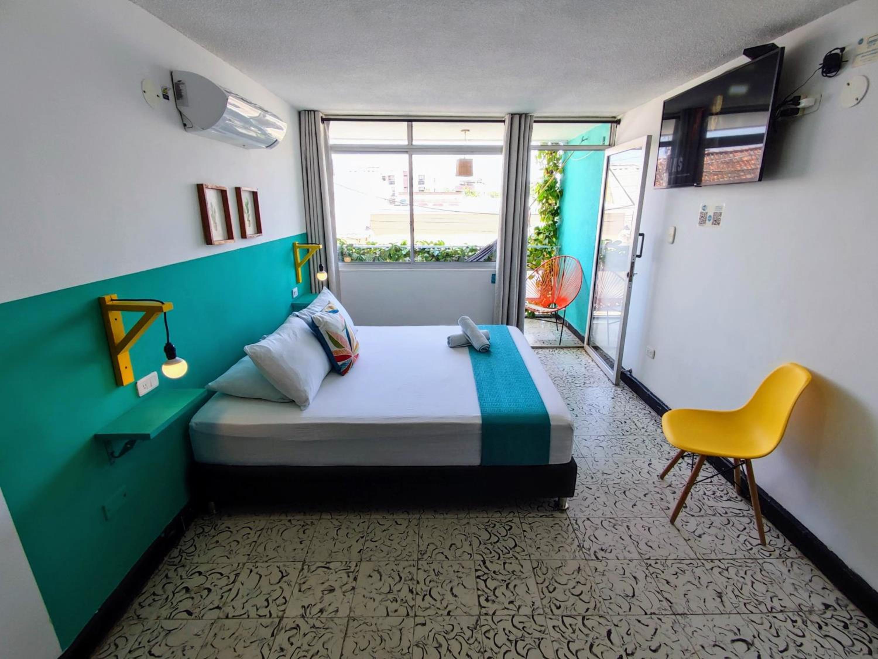 Deluxe Double Room with Balcony photo 3