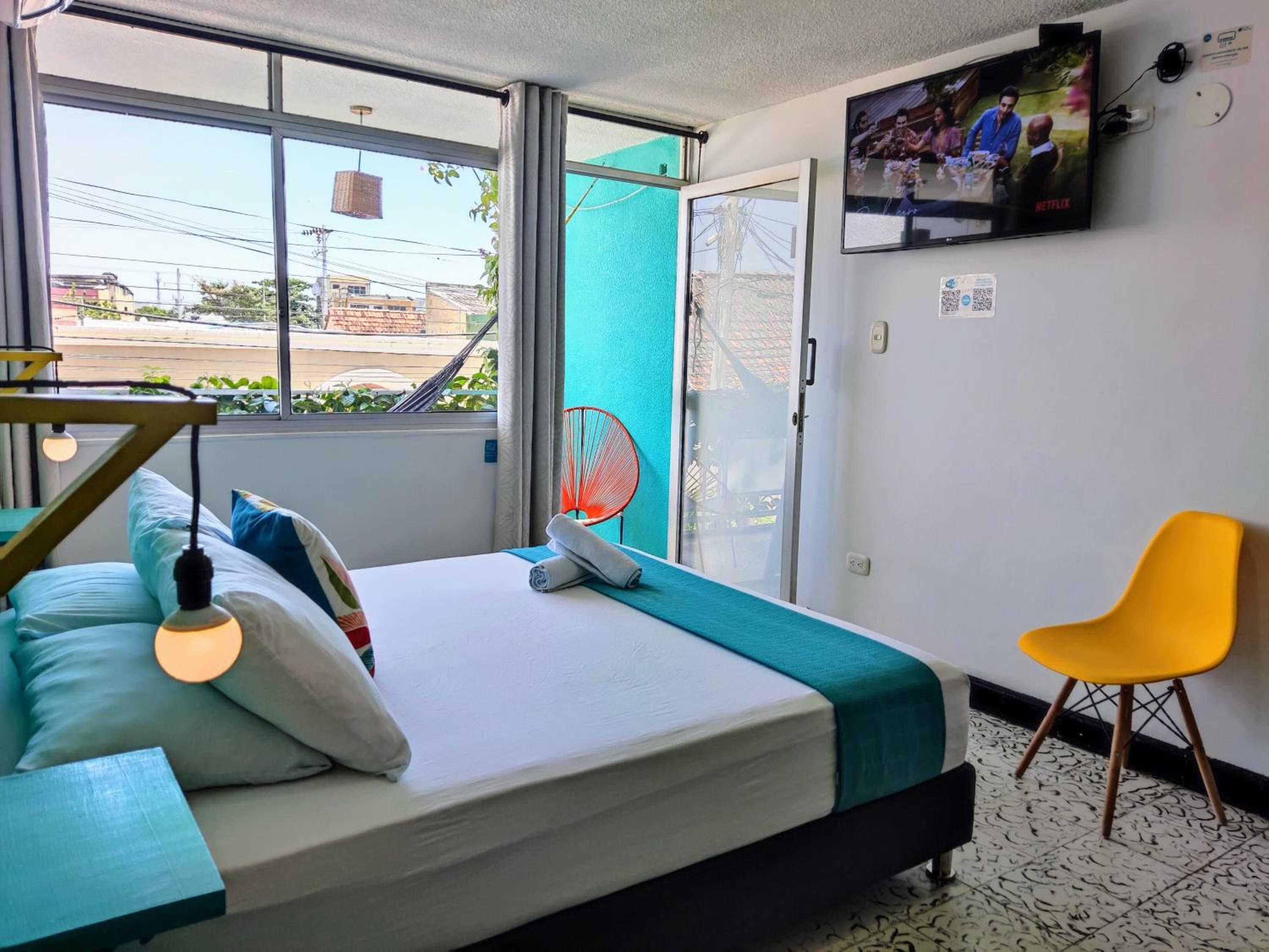 Deluxe Double Room with Balcony photo 3