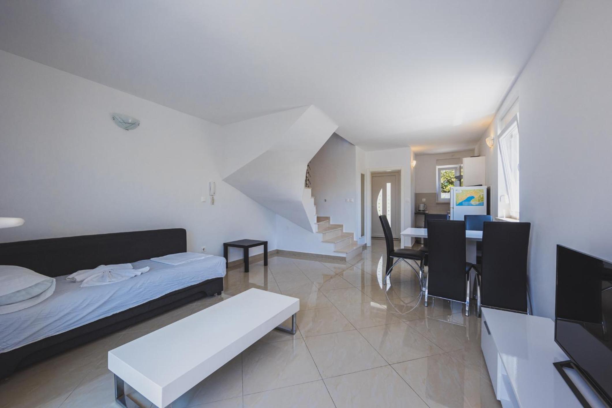 Apartment - Split Level