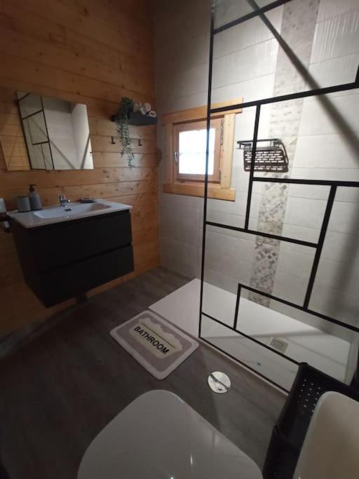Two-Bedroom House photo 2