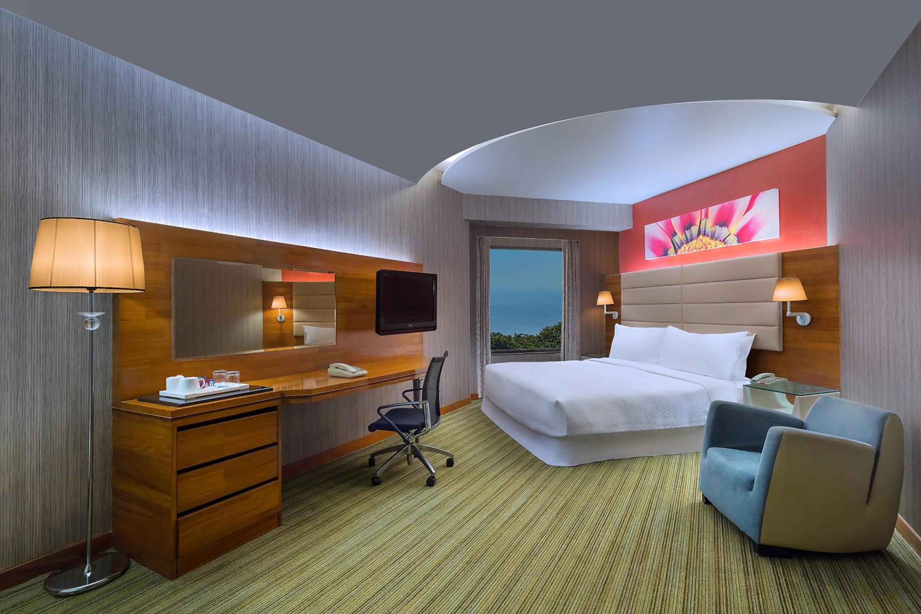Executive King Room
