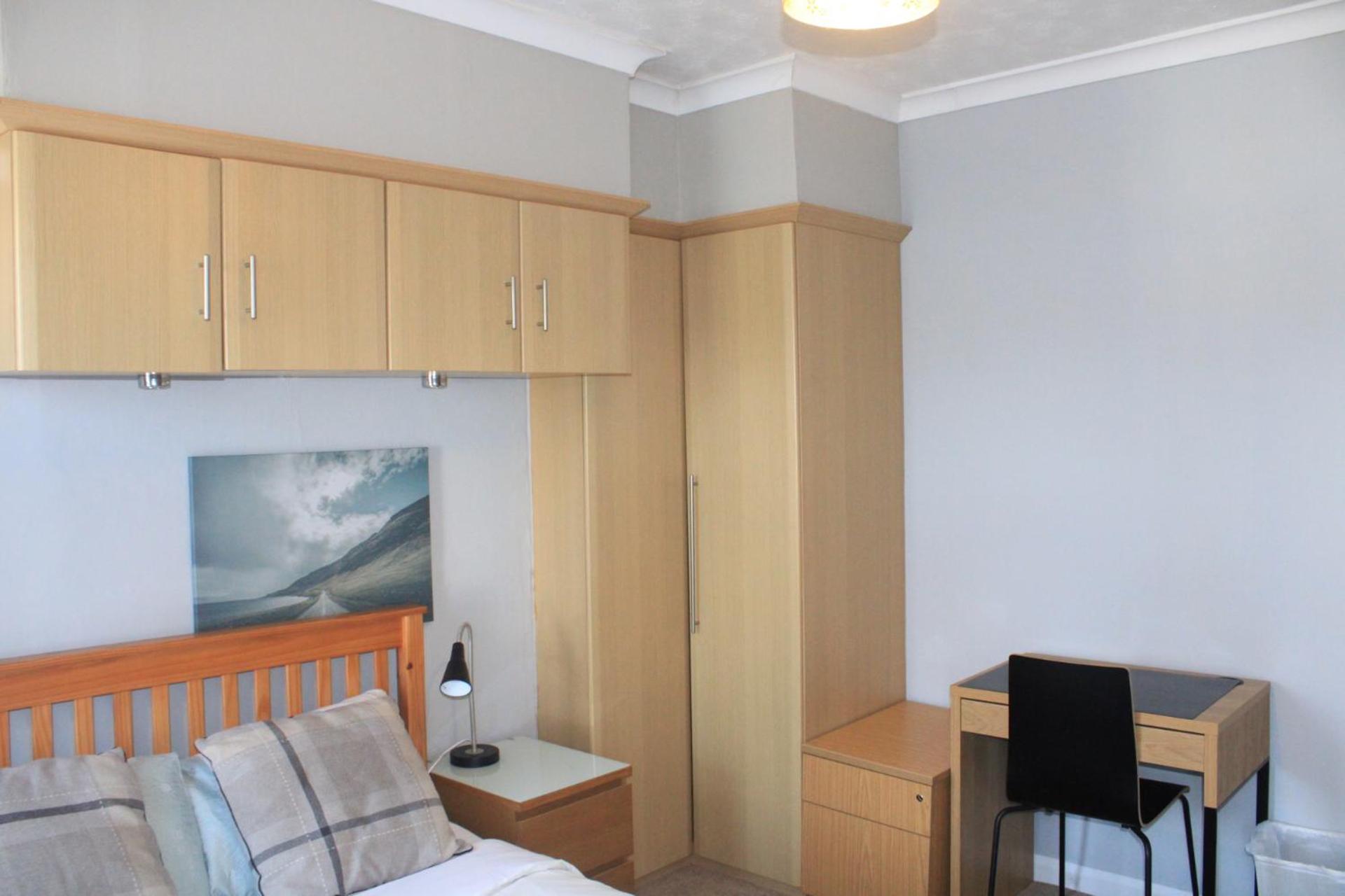 Three-Bedroom House photo 1