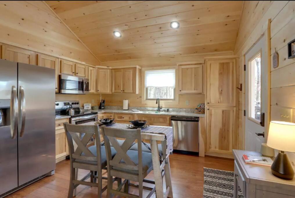 Two-Bedroom House photo 3