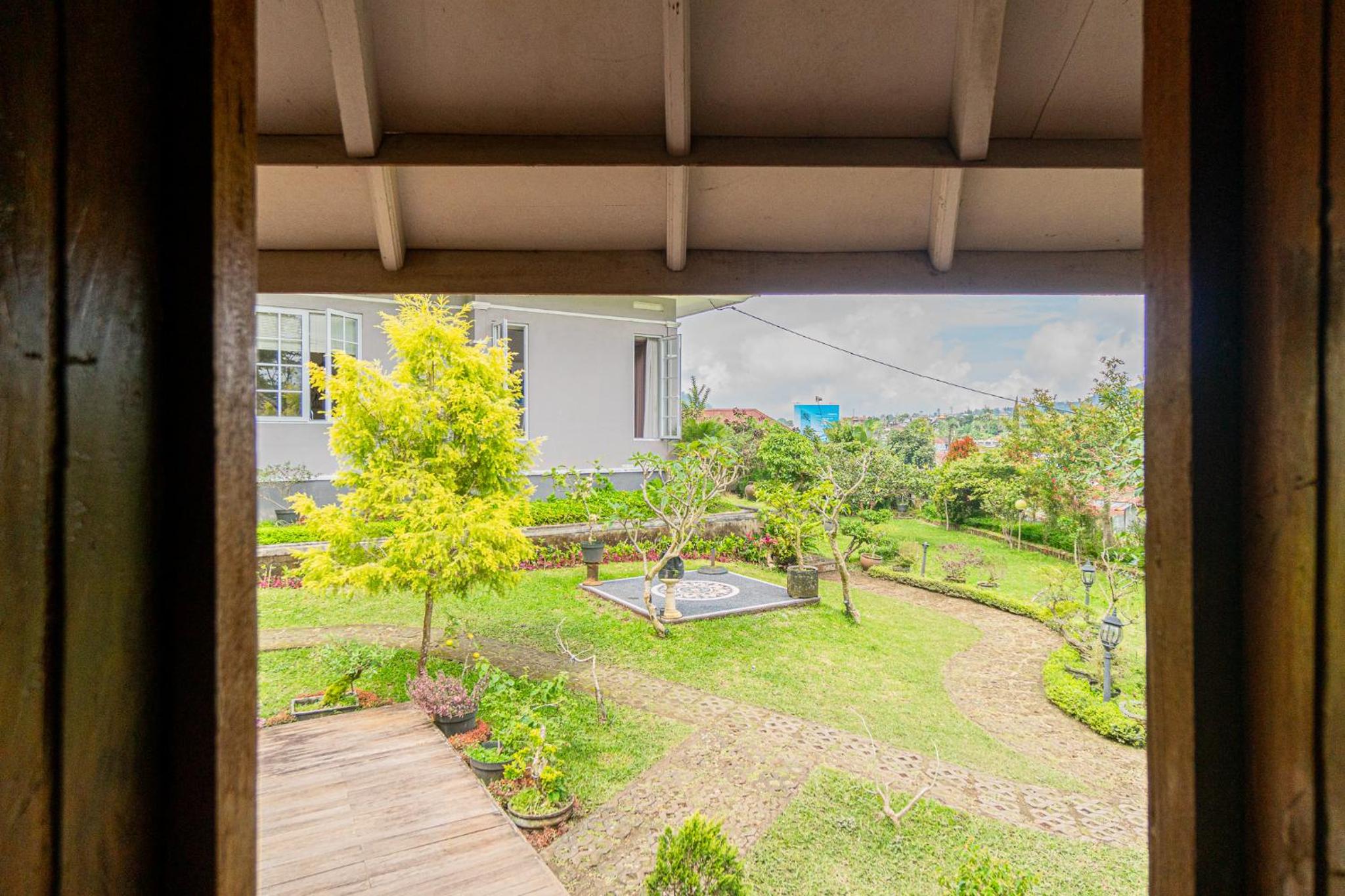 Villa photo 2