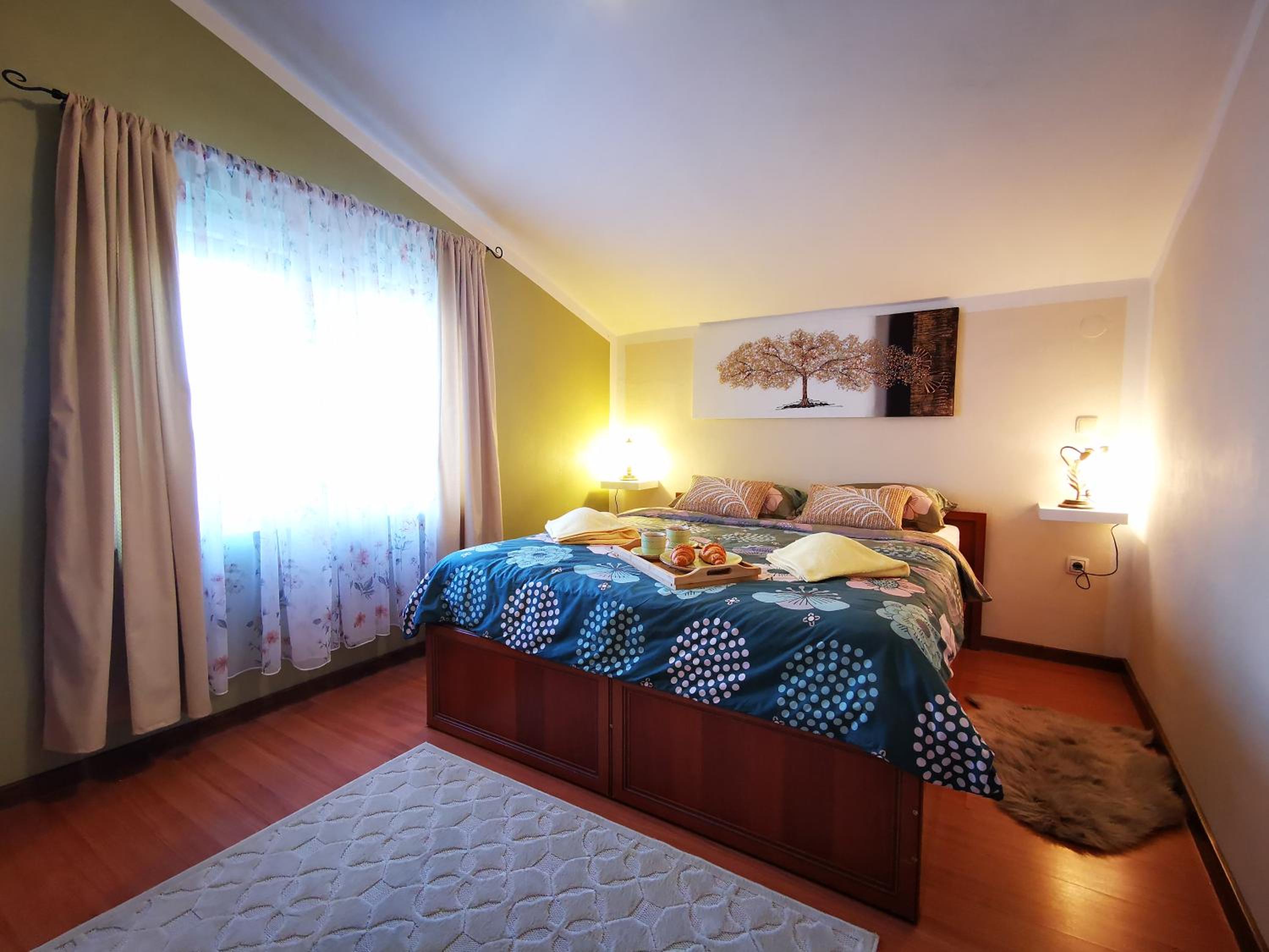 Three-Bedroom Apartment - Photo 15