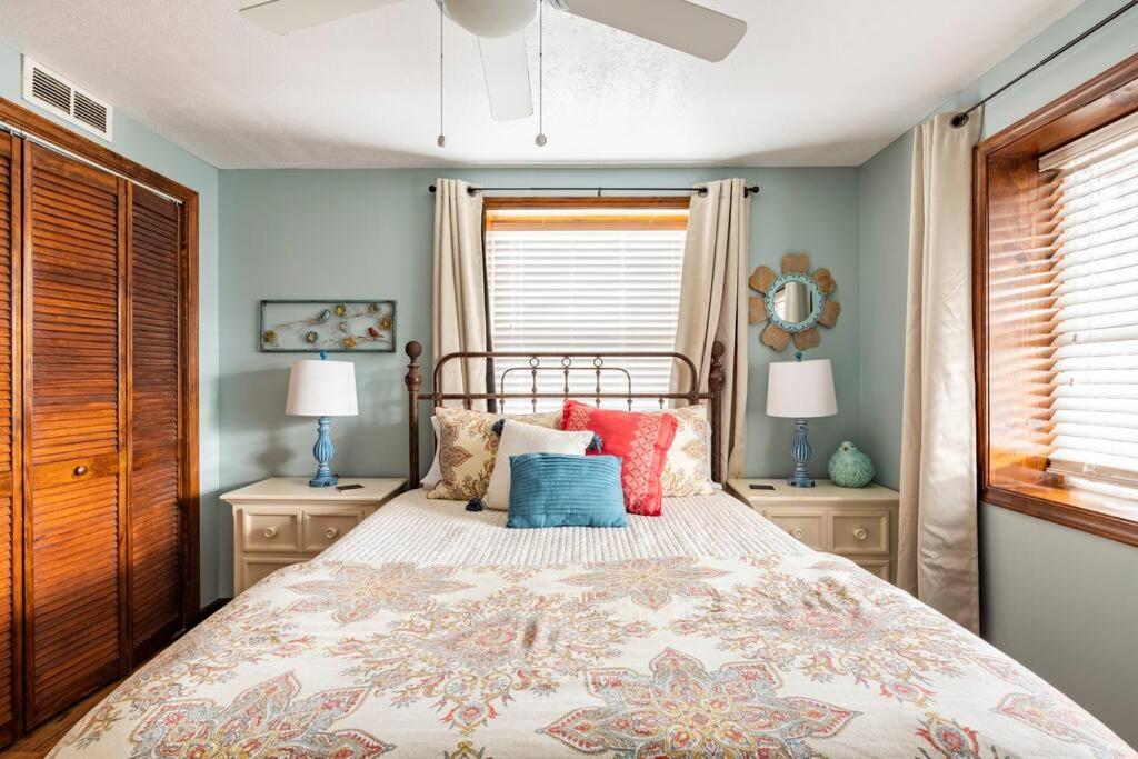 Four-Bedroom House photo 1