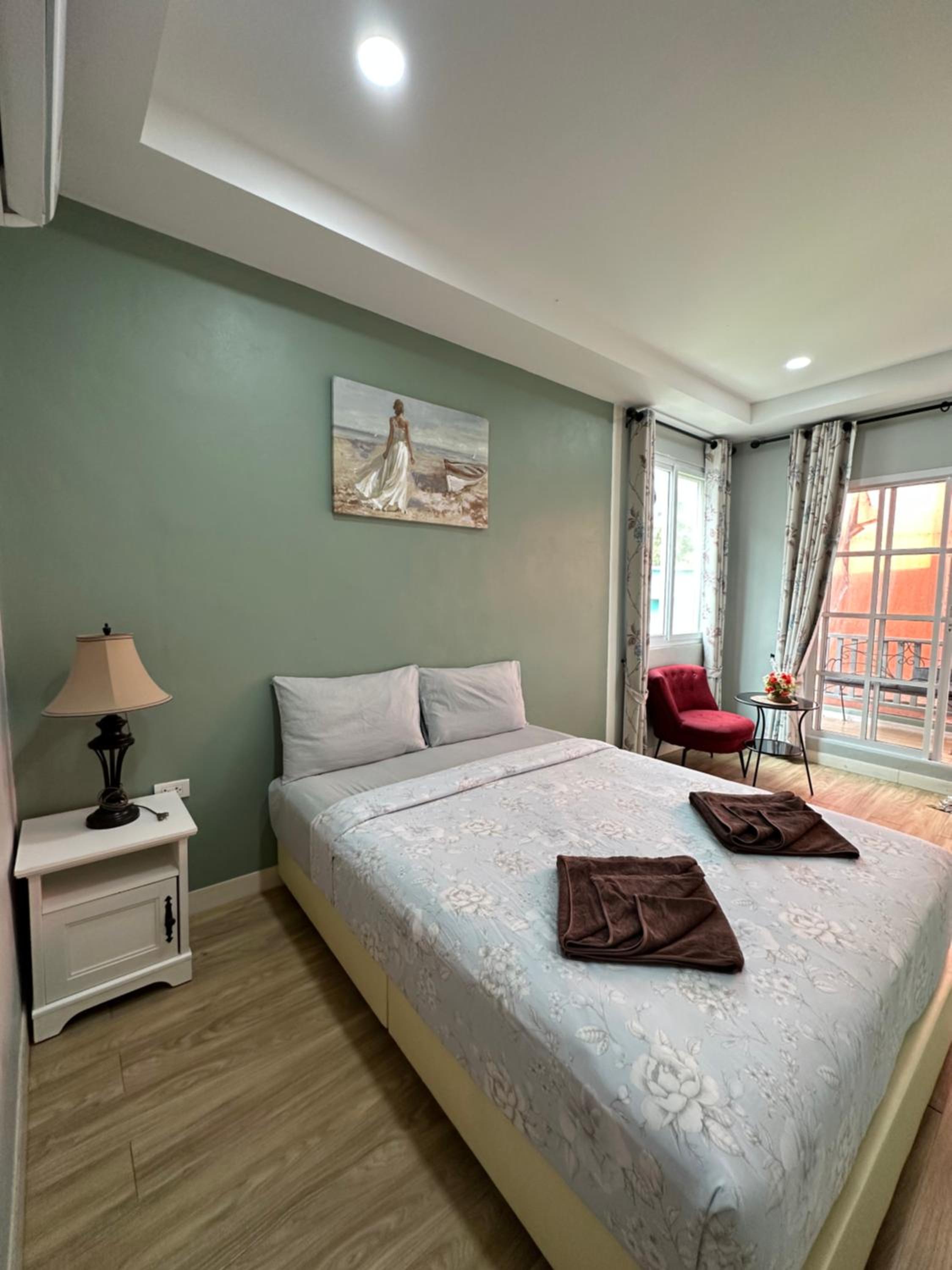 Deluxe Double or Twin Room - Photo 15