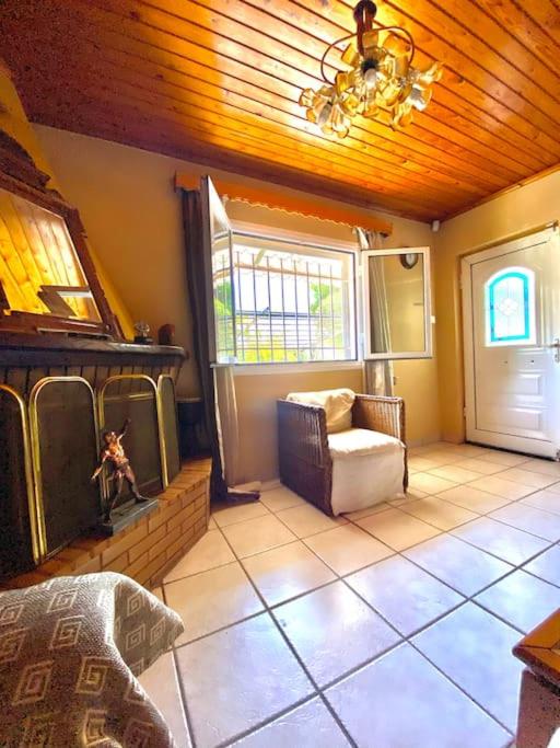 Two-Bedroom House photo 3