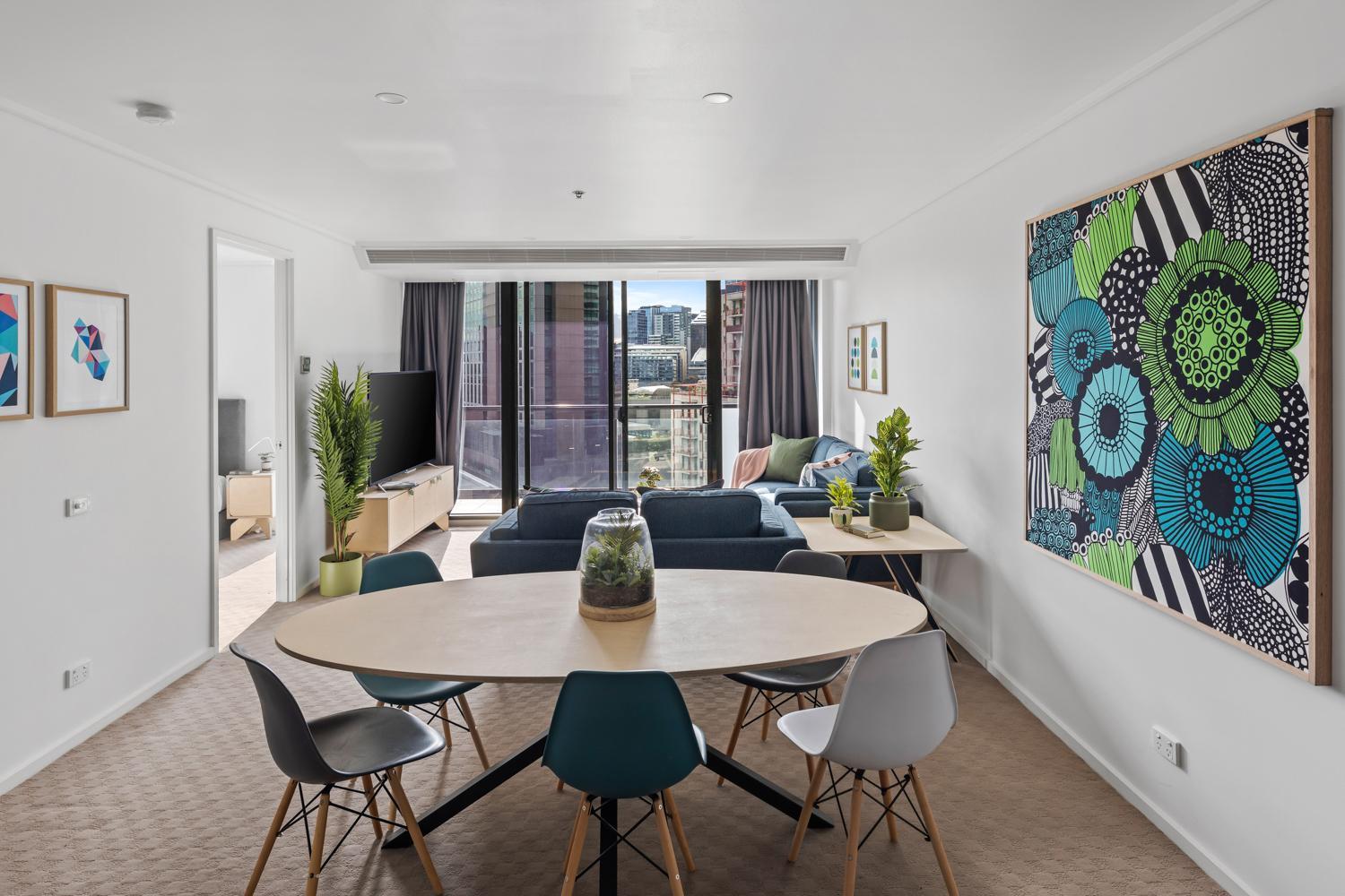 Aisha - 3 Bed - 2 Bath Family Apartment