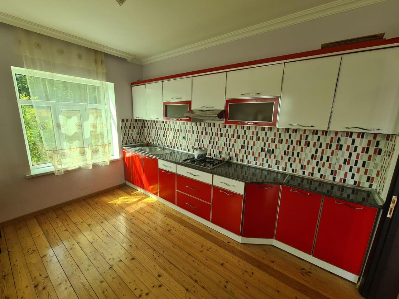 Villa photo 2