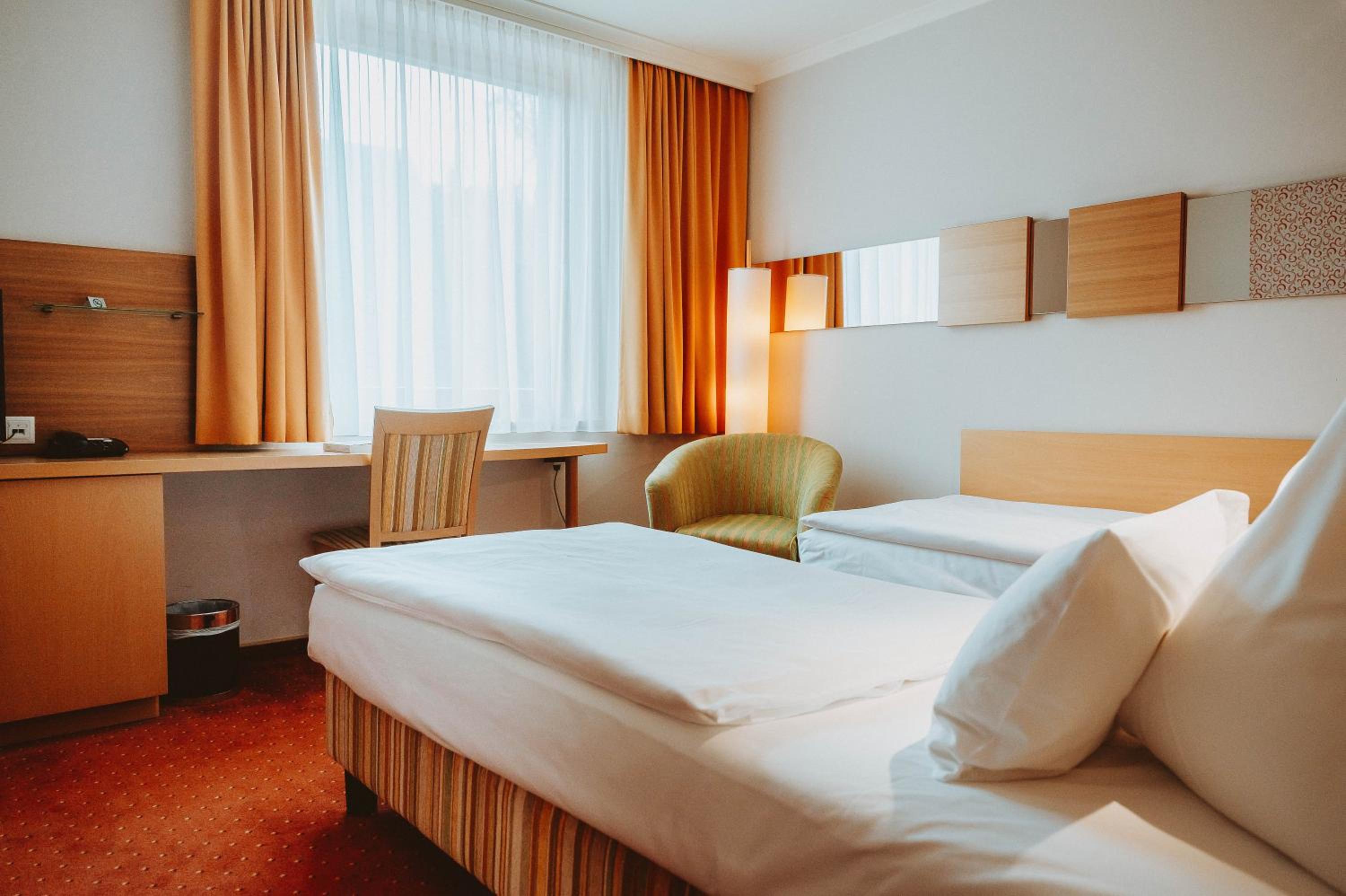 Economy Double or Twin Room - Photo 2